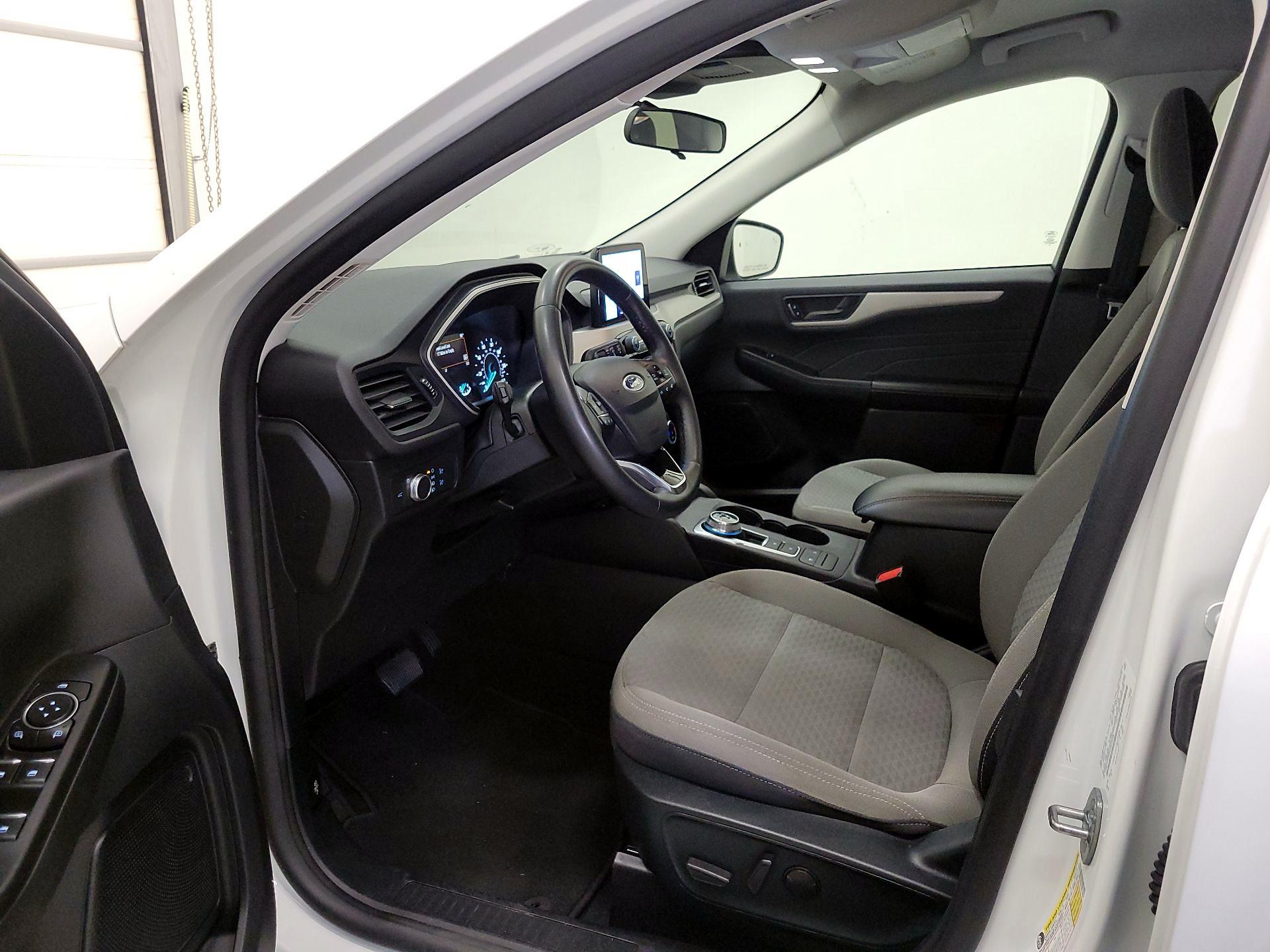 Thumbnail: 2022 Ford Escape - 11