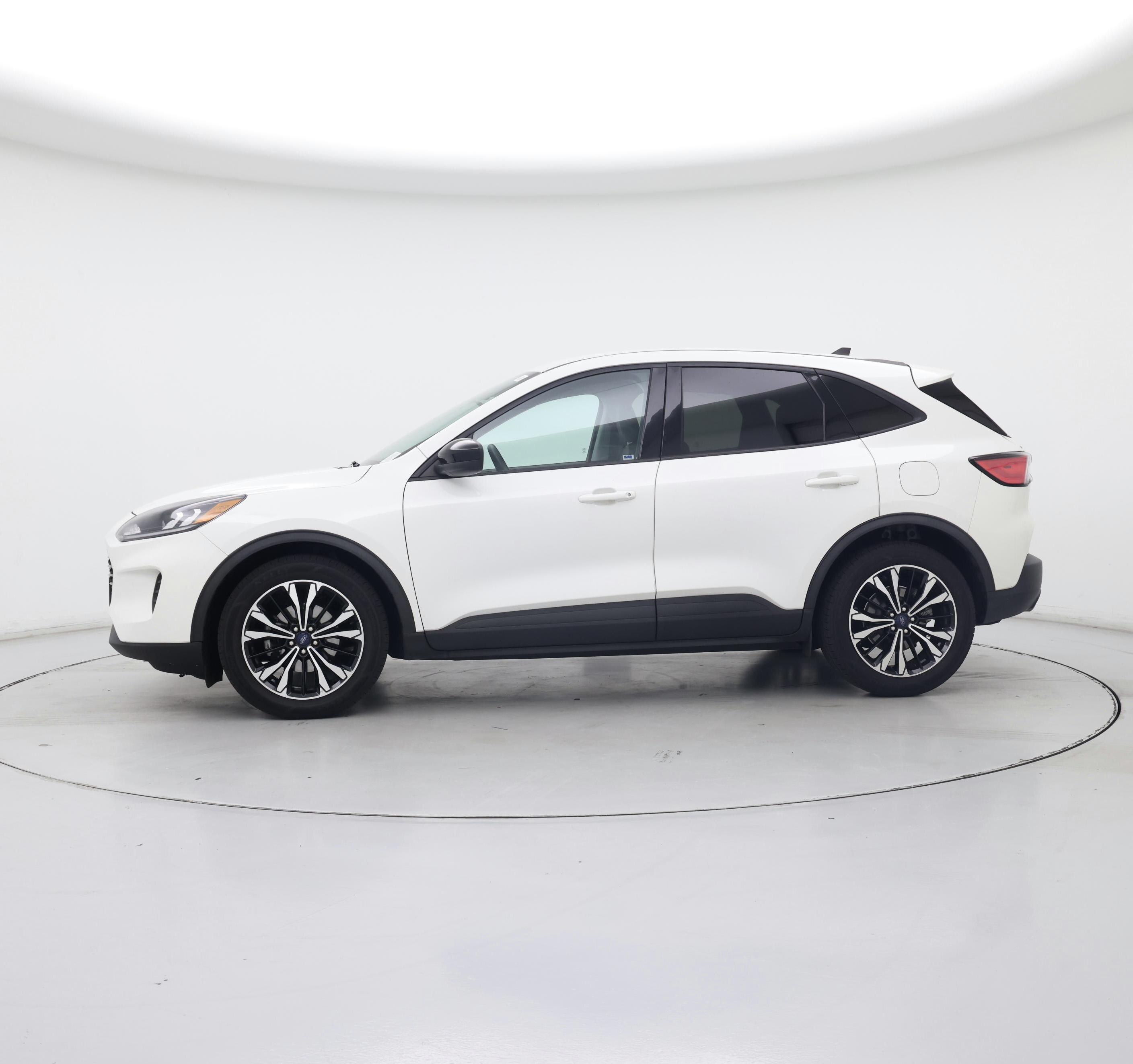 Thumbnail: 2022 Ford Escape - 3