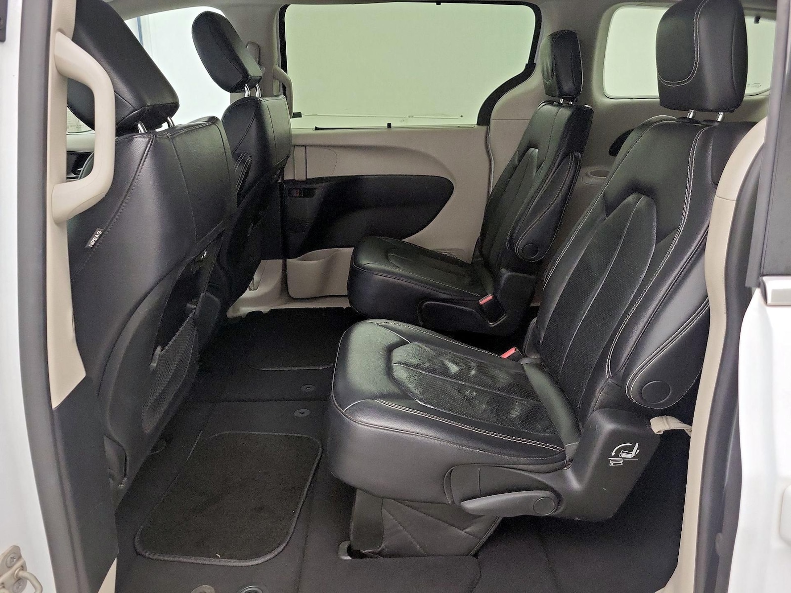 2022 Chrysler Pacifica Touring L - Photo 20