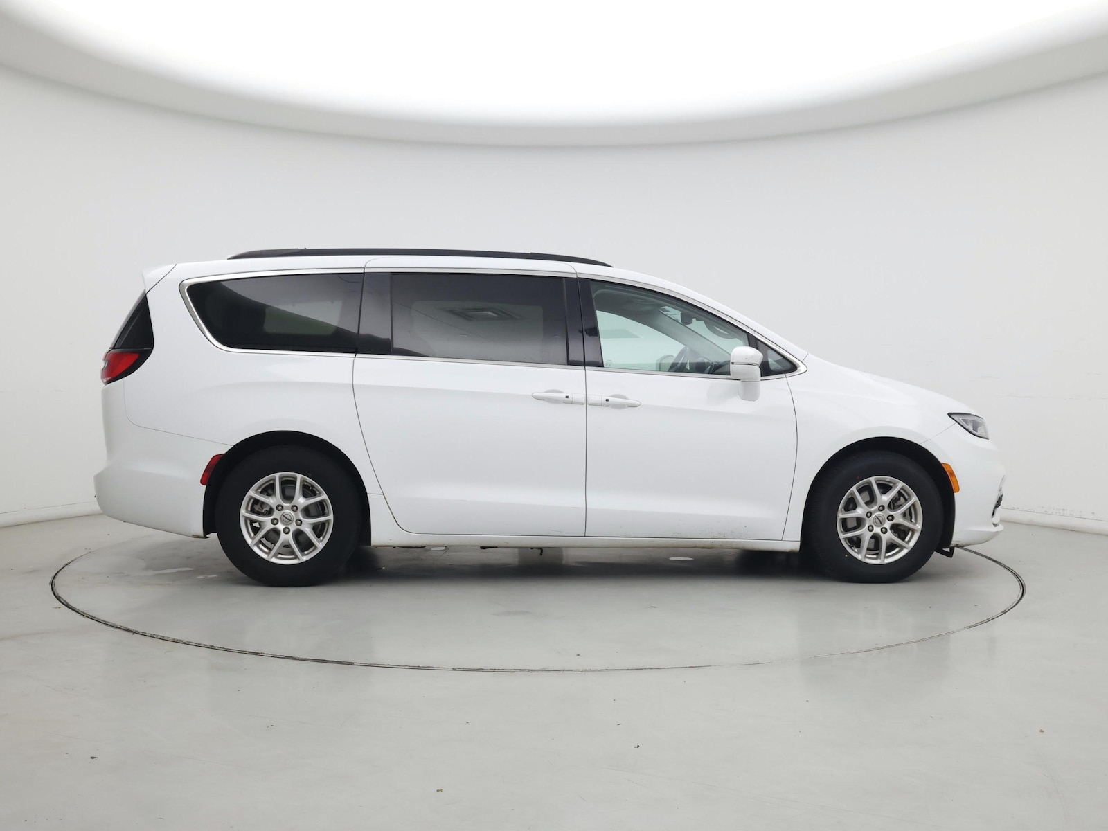 2022 Chrysler Pacifica Touring L - Photo 8