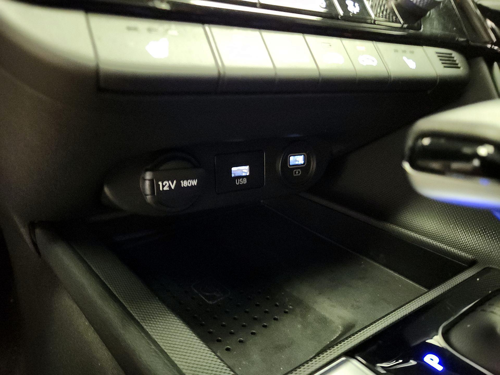 Thumbnail: 2023 Hyundai Elantra - 19