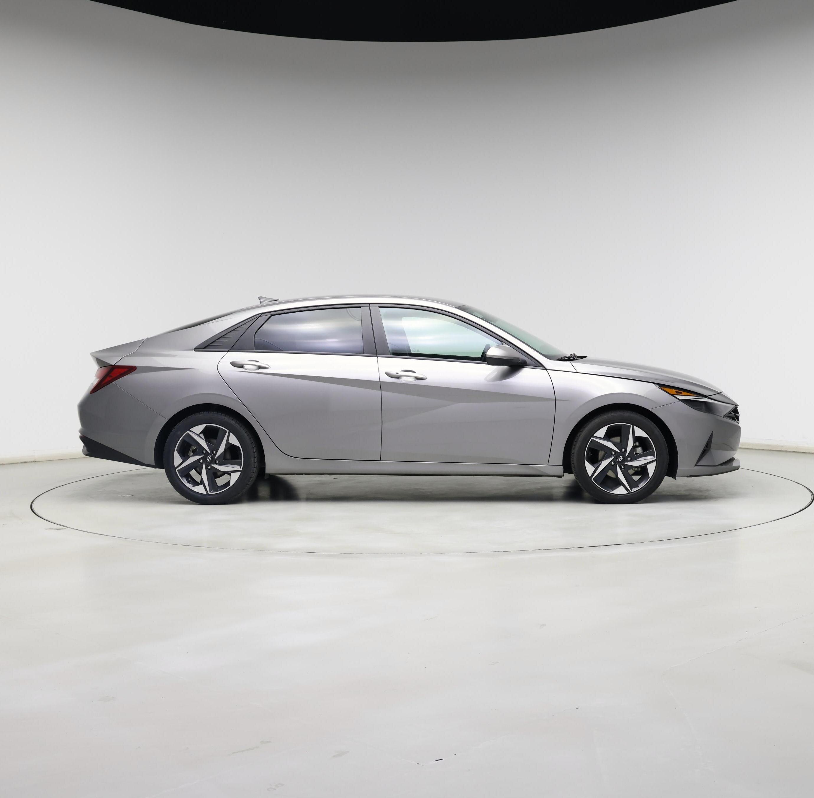 Thumbnail: 2023 Hyundai Elantra - 7