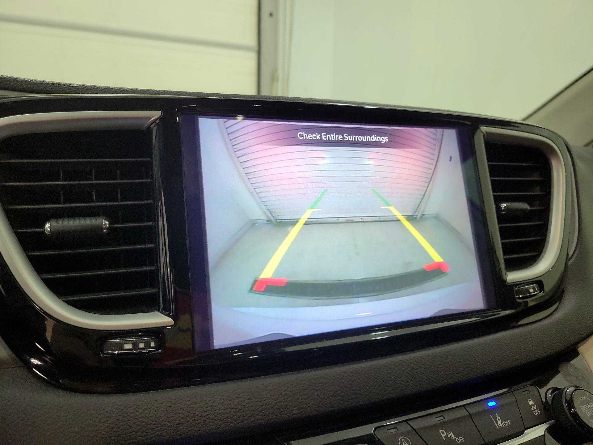 Thumbnail: 2022 Chrysler Pacifica - 14