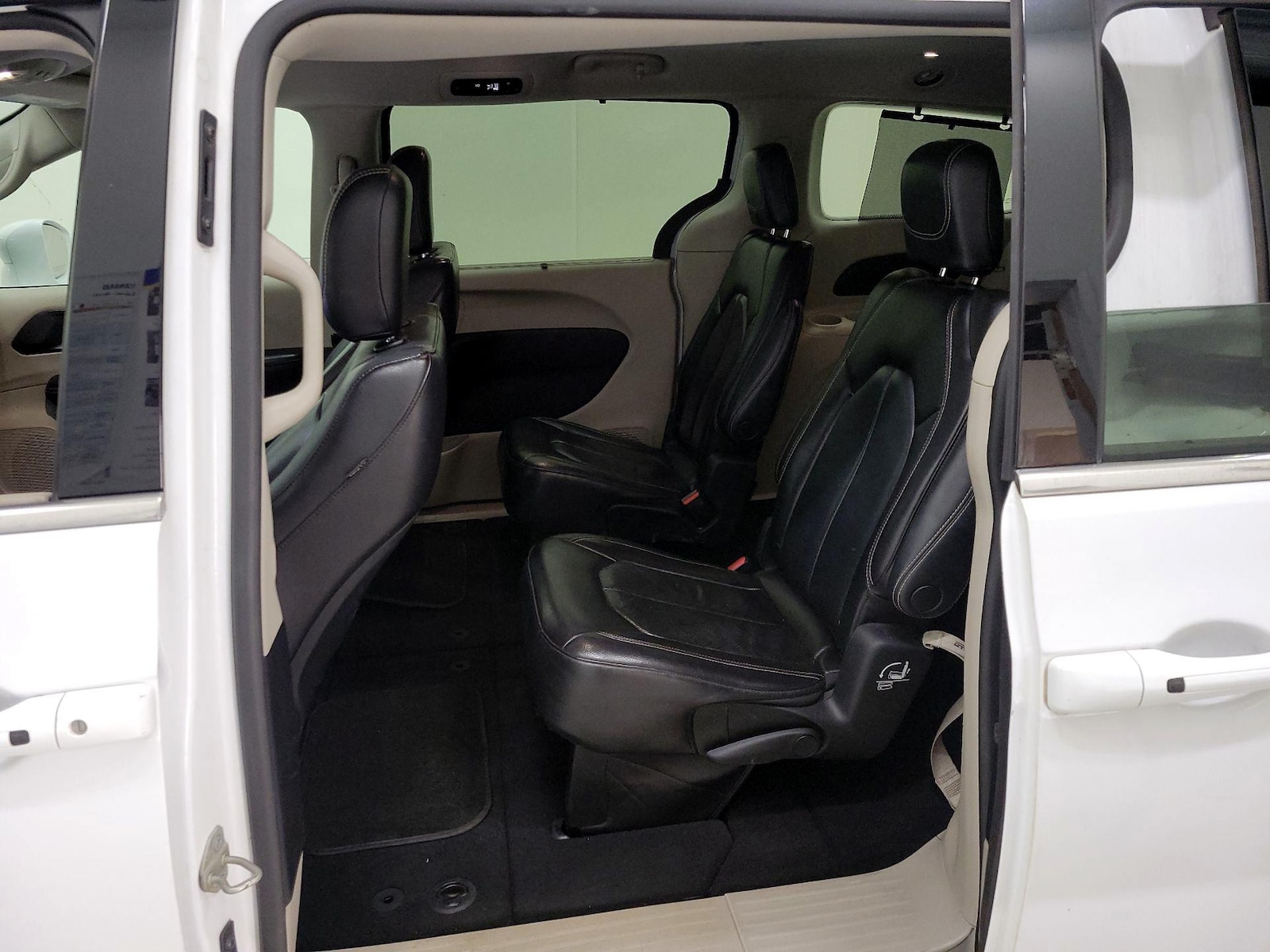 2022 Chrysler Pacifica Touring L - Photo 20