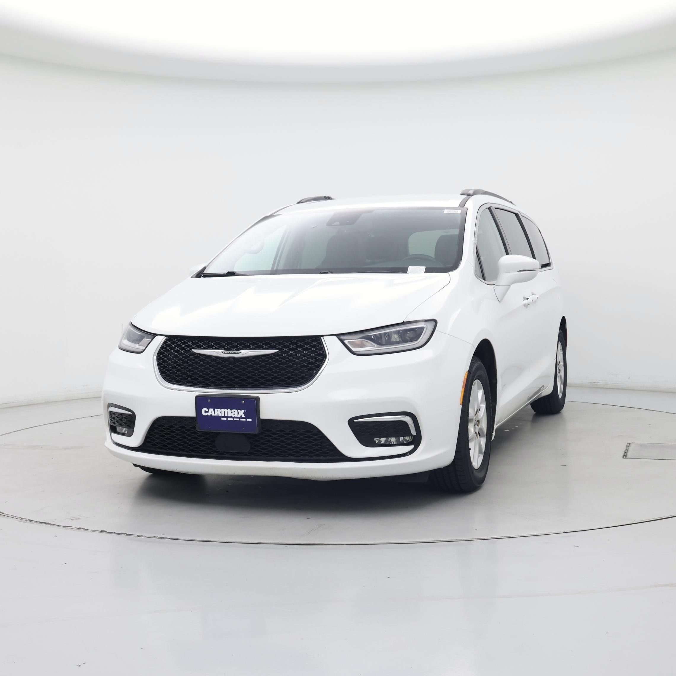 Thumbnail: 2022 Chrysler Pacifica - 4