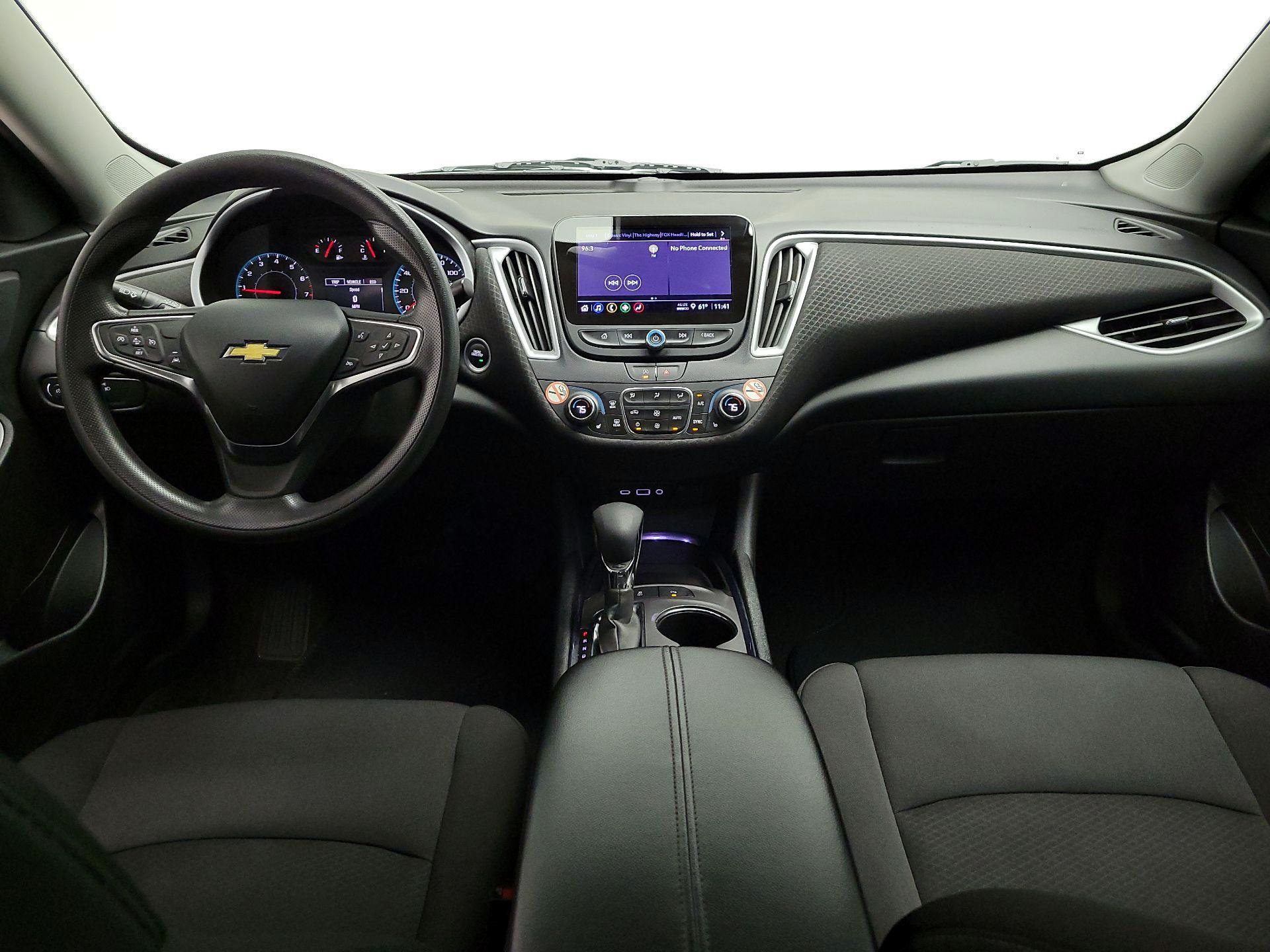 Thumbnail: 2024 Chevrolet Malibu - 9