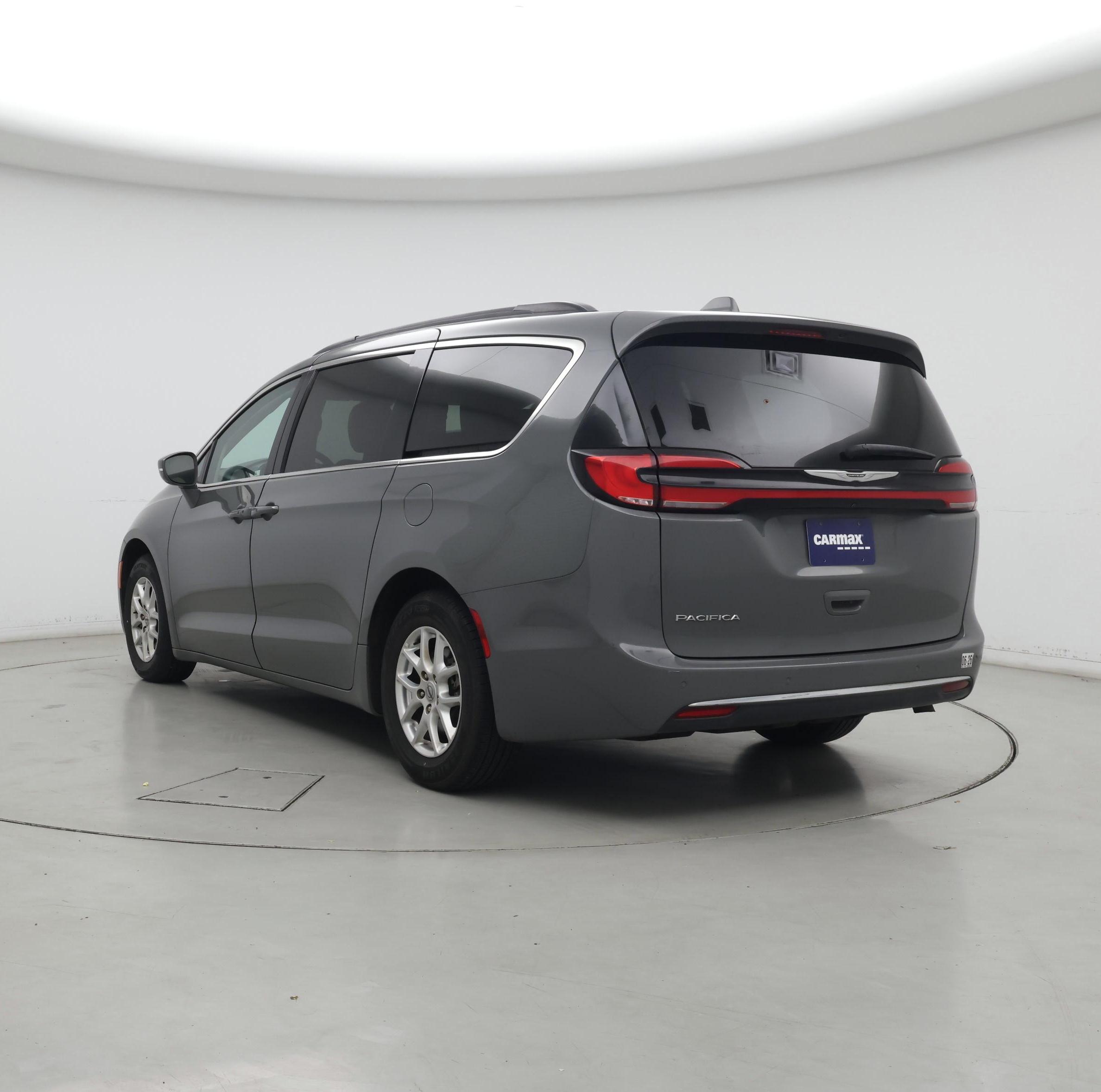 Thumbnail: 2022 Chrysler Pacifica - 2