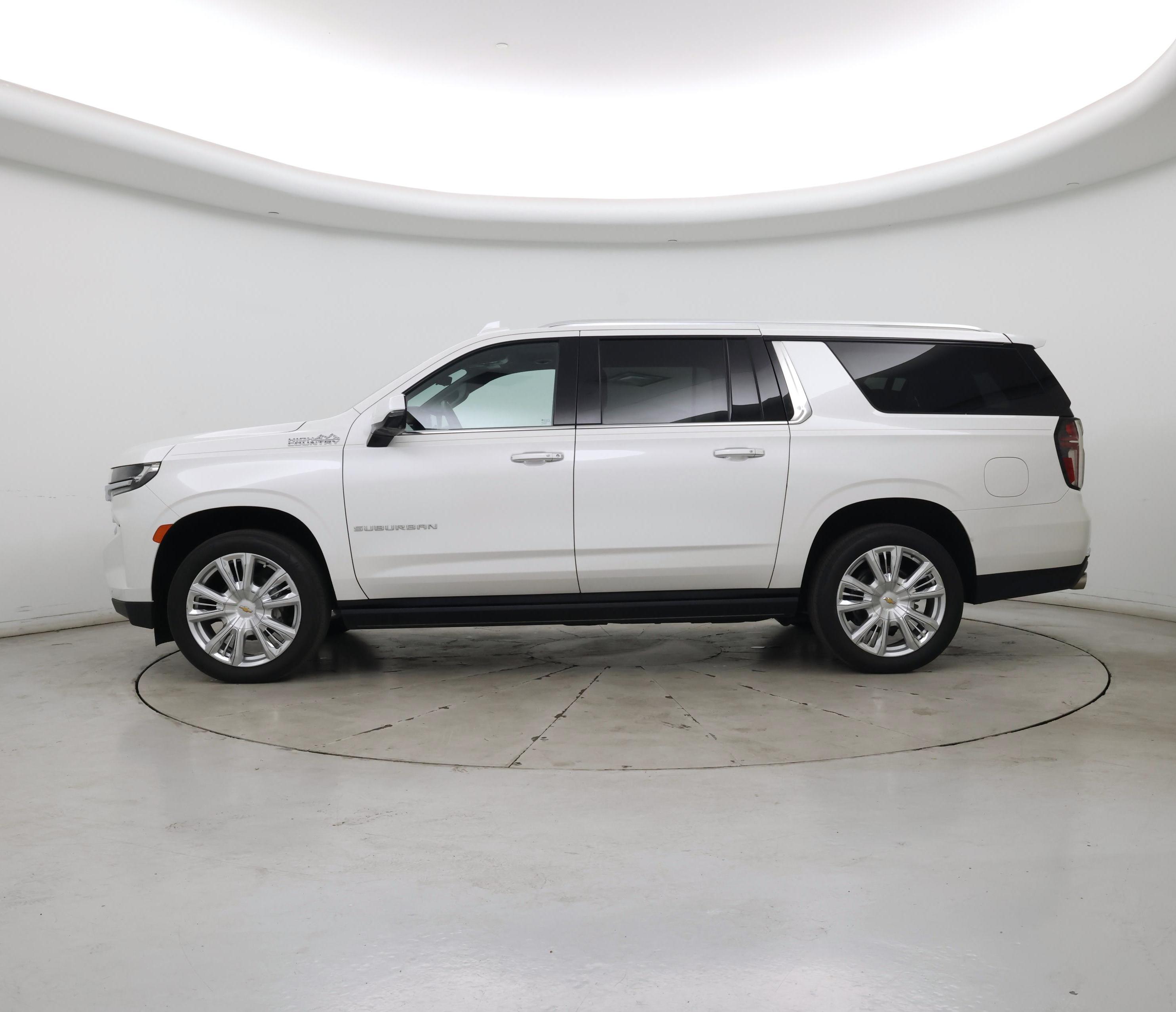 Thumbnail: 2023 Chevrolet Suburban - 3
