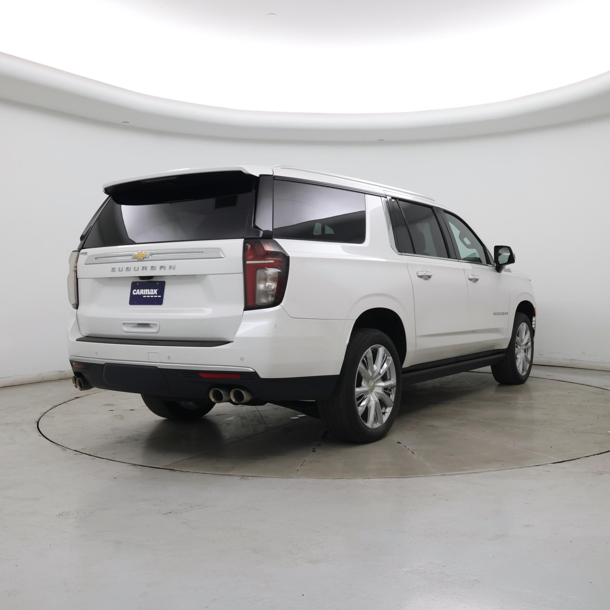 Thumbnail: 2023 Chevrolet Suburban - 8