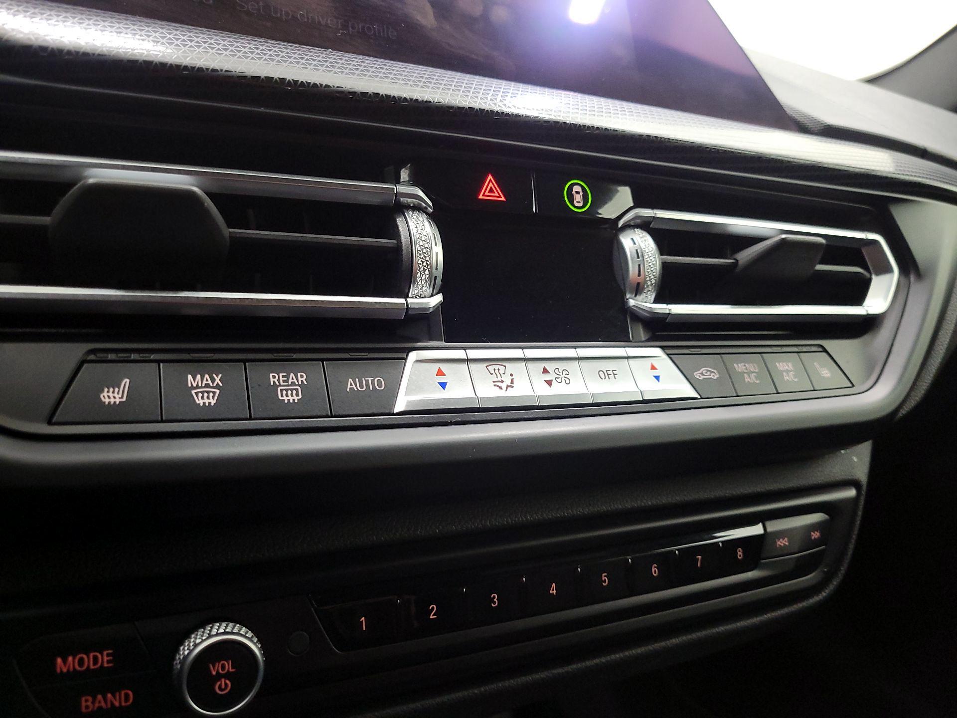 Thumbnail: 2023 BMW 2 Series - 16