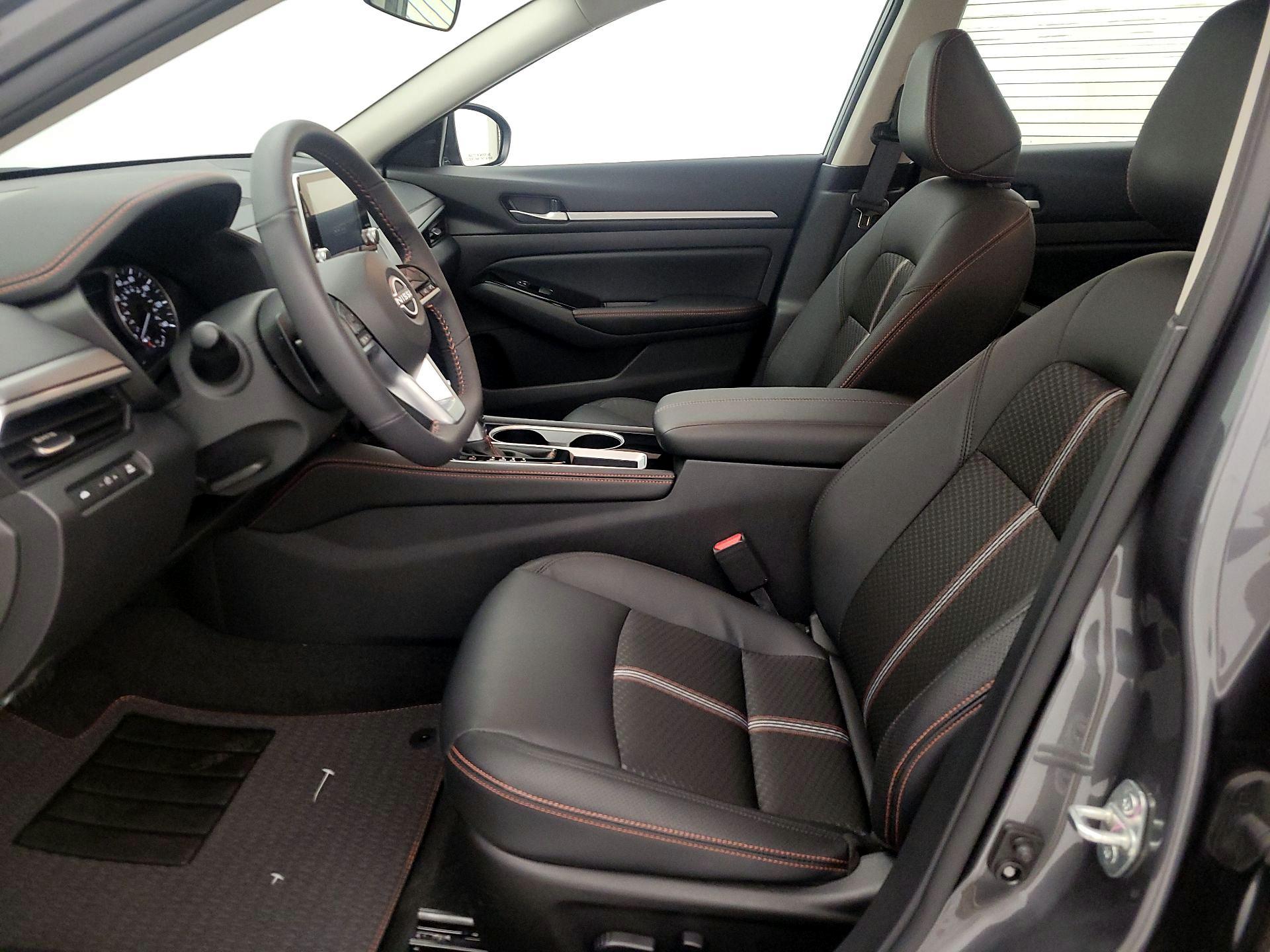 Thumbnail: 2025 Nissan Altima - 11