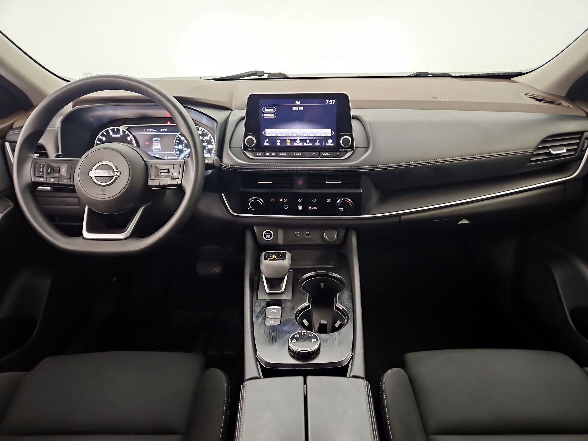 Thumbnail: 2023 Nissan Rogue - 9