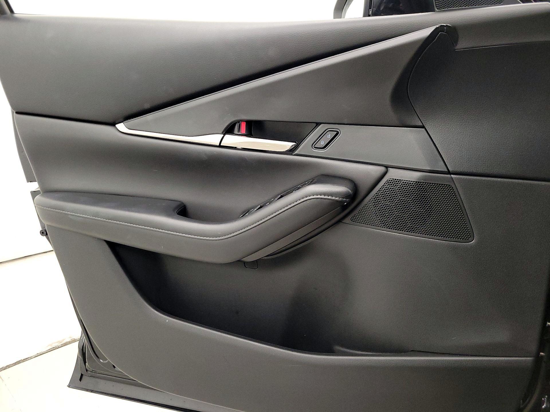 Thumbnail: 2023 Mazda CX-30 - 12