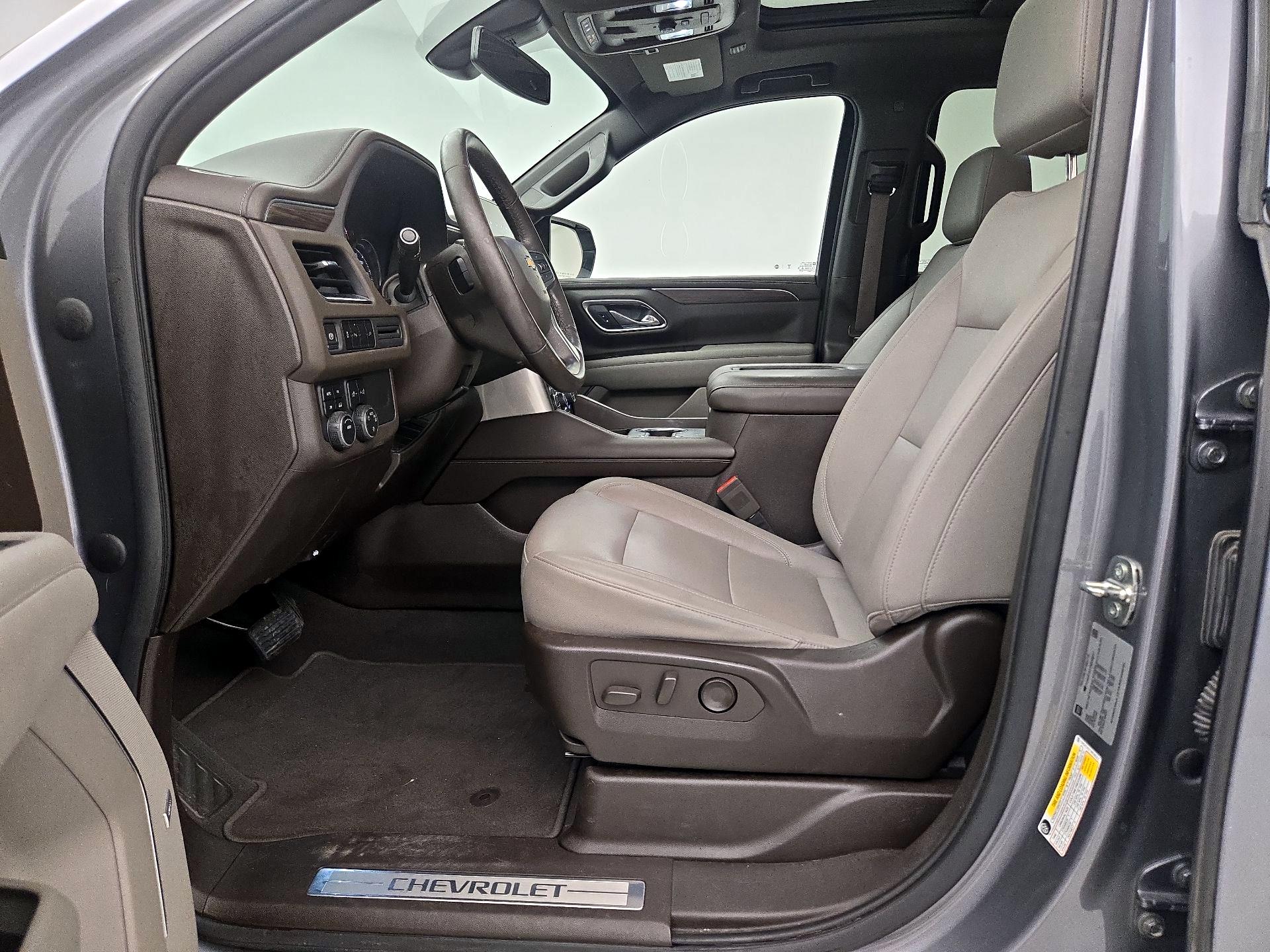 Thumbnail: 2021 Chevrolet Suburban - 11