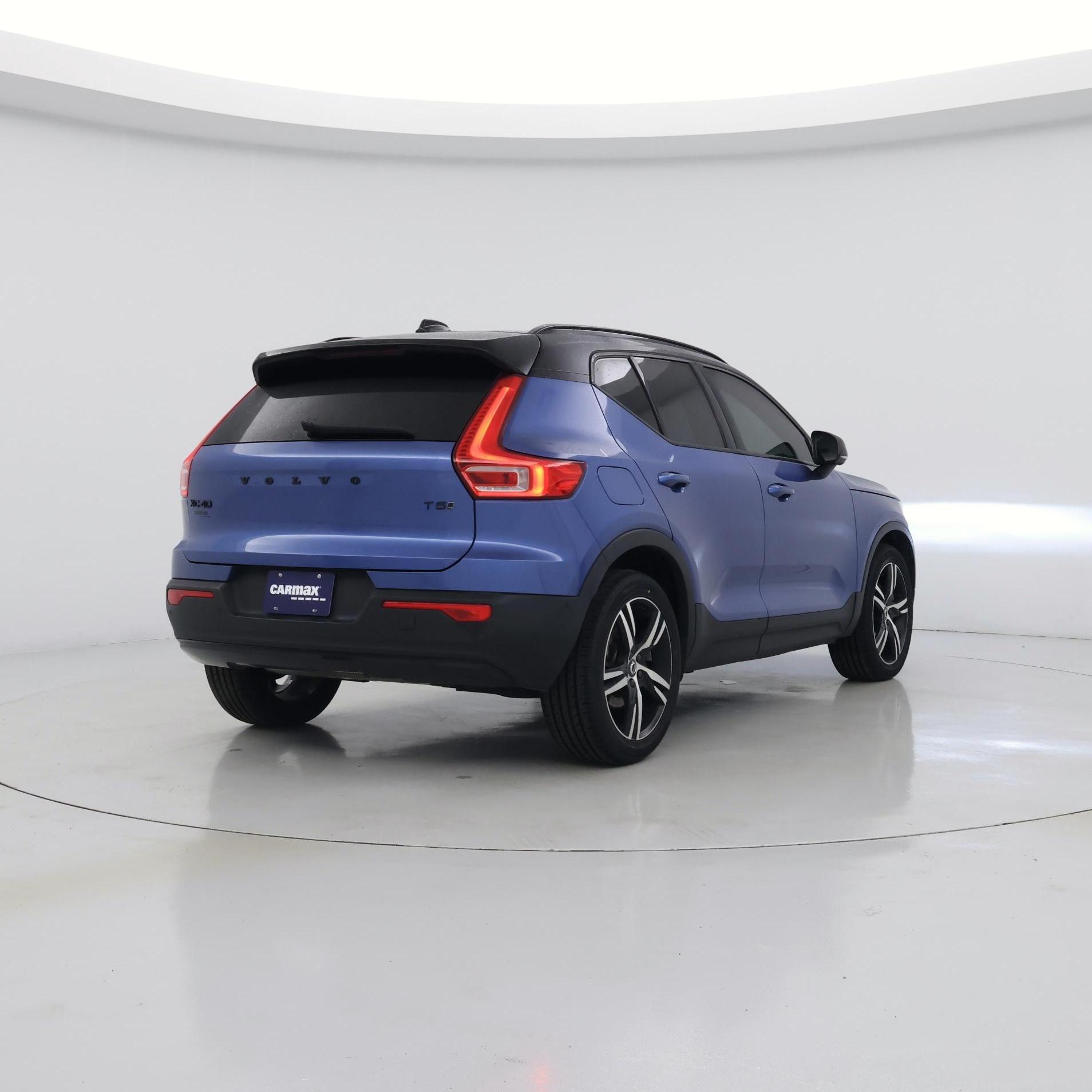 Thumbnail: 2021 Volvo XC40 - 8