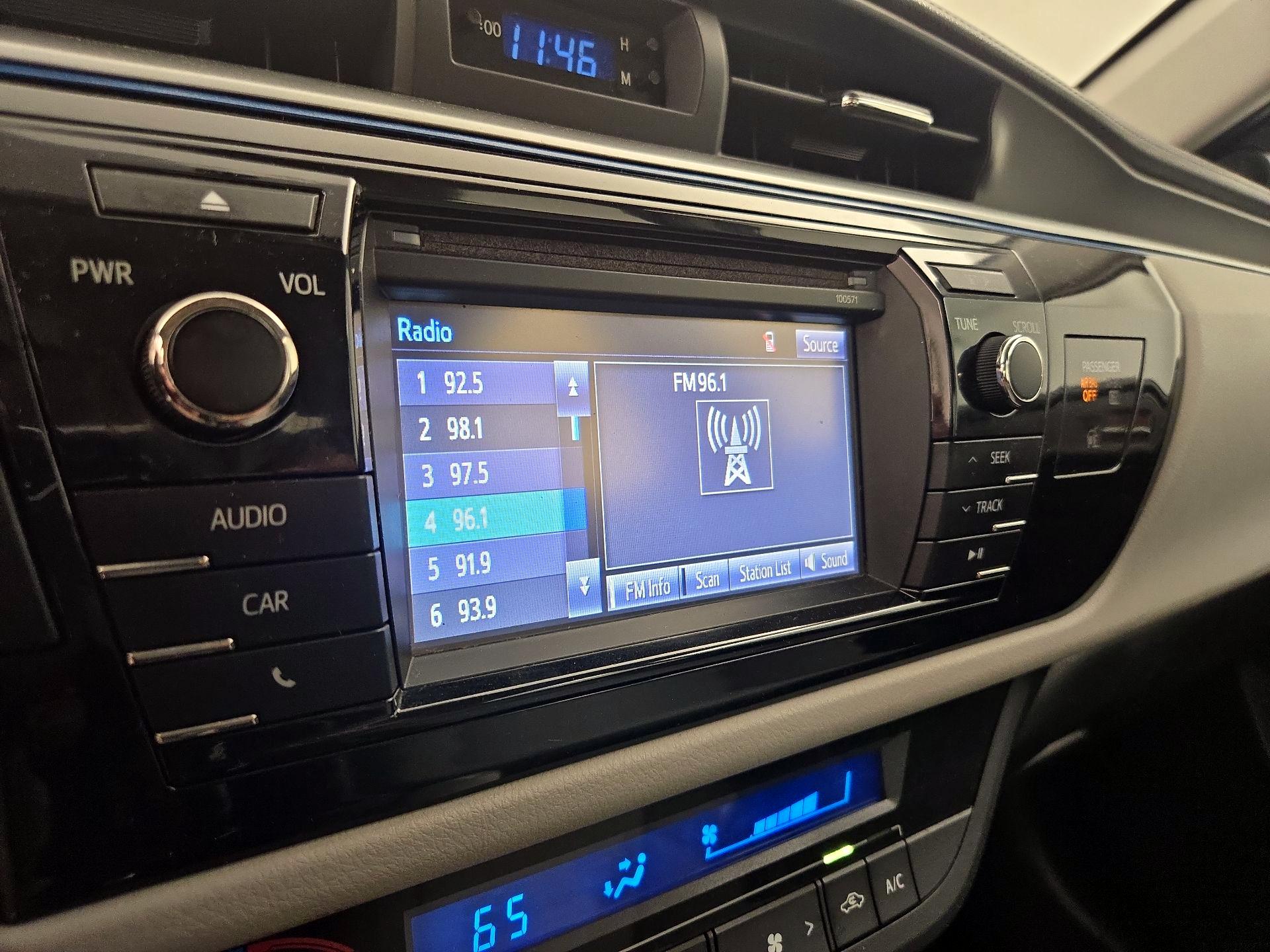 Thumbnail: 2016 Toyota Corolla - 15