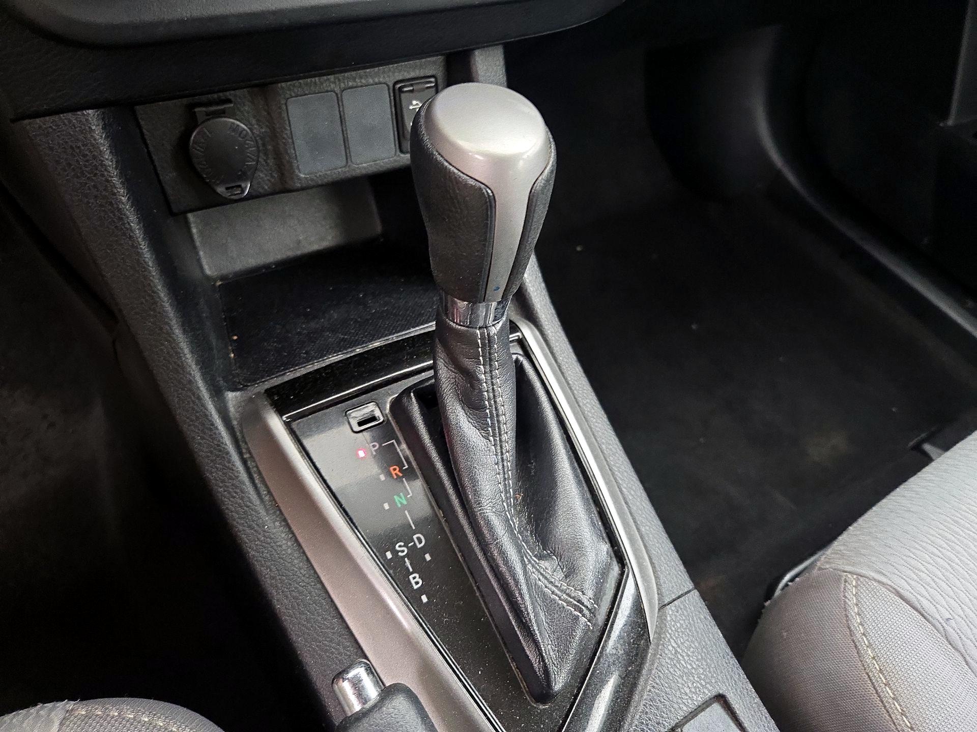 Thumbnail: 2016 Toyota Corolla - 17