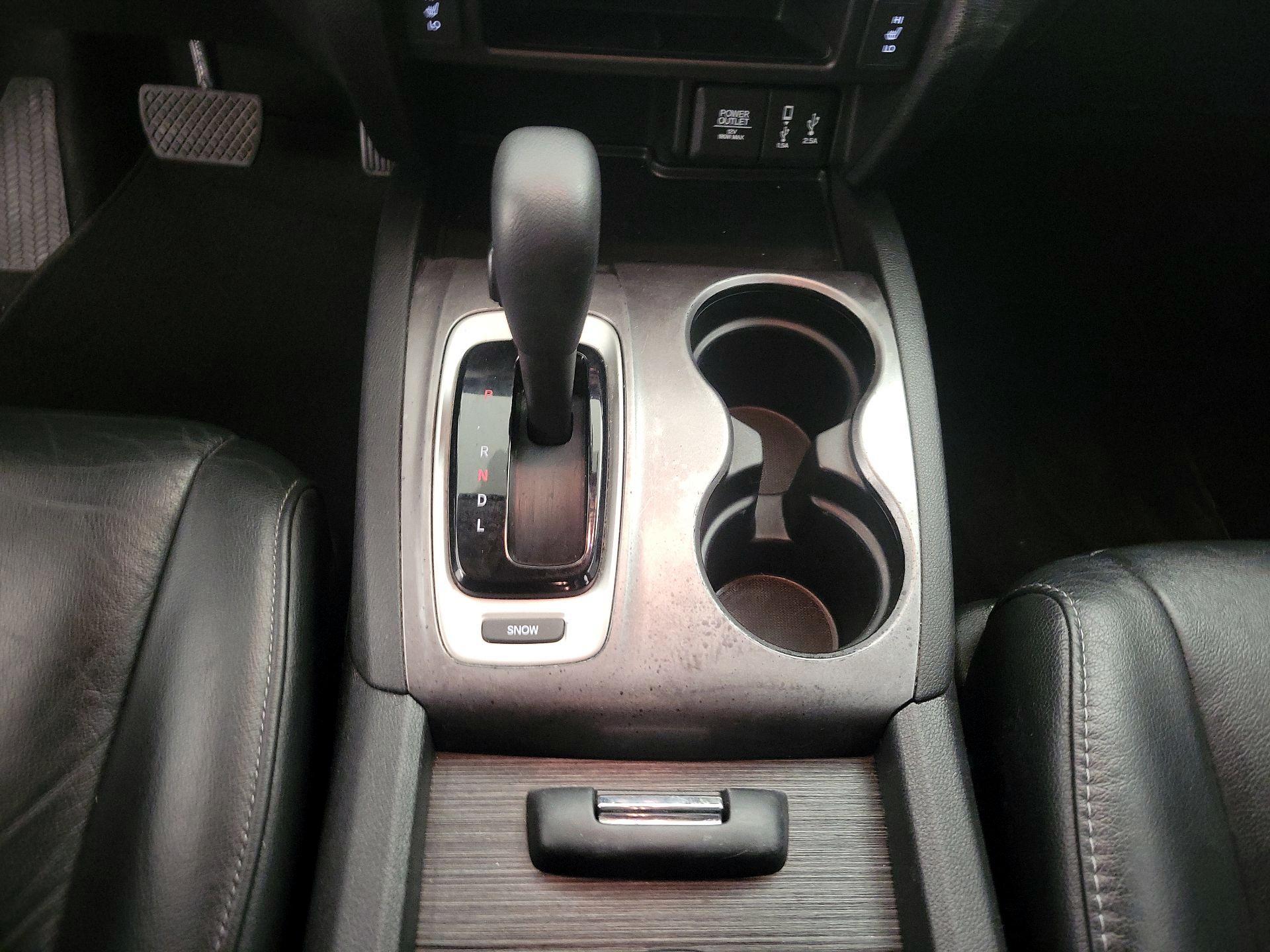 Thumbnail: 2018 Honda Pilot - 17