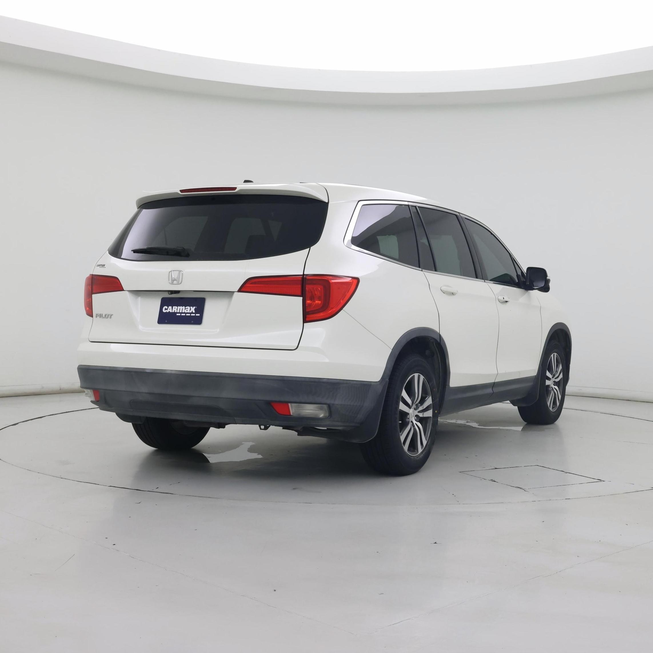 Thumbnail: 2018 Honda Pilot - 8