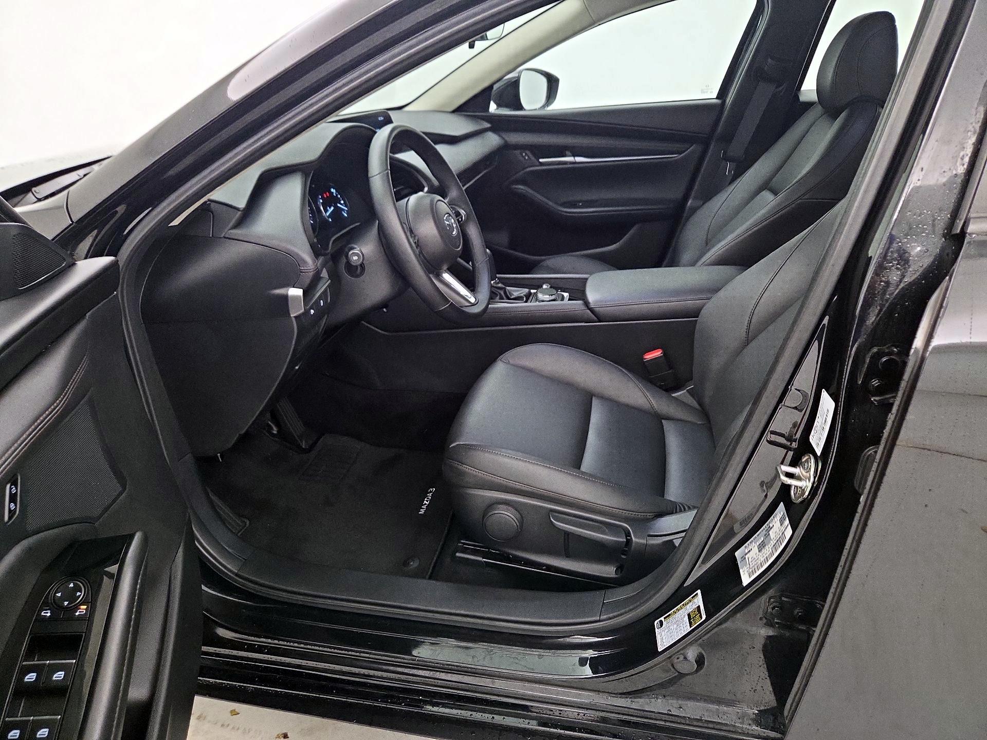 Thumbnail: 2025 Mazda Mazda3 - 9