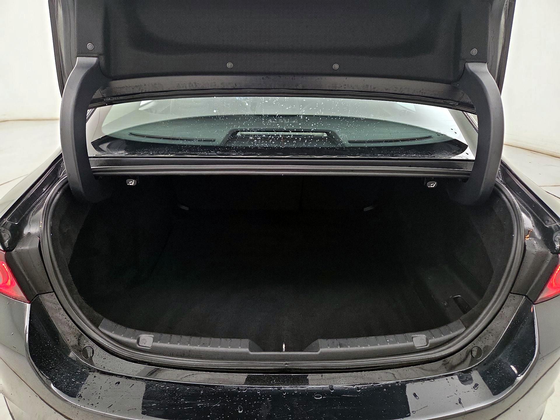 Thumbnail: 2025 Mazda Mazda3 - 18