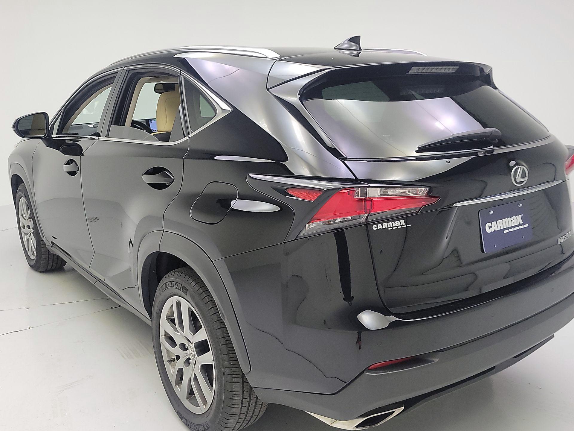 Thumbnail: 2015 Lexus NX - 7
