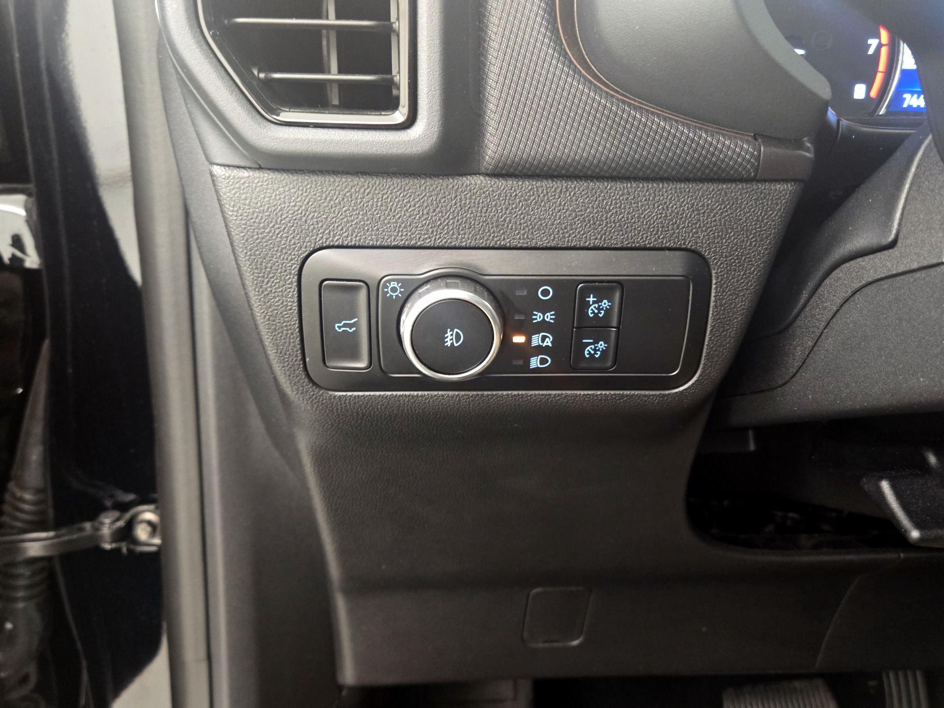 Thumbnail: 2024 Ford Bronco Sport - 13