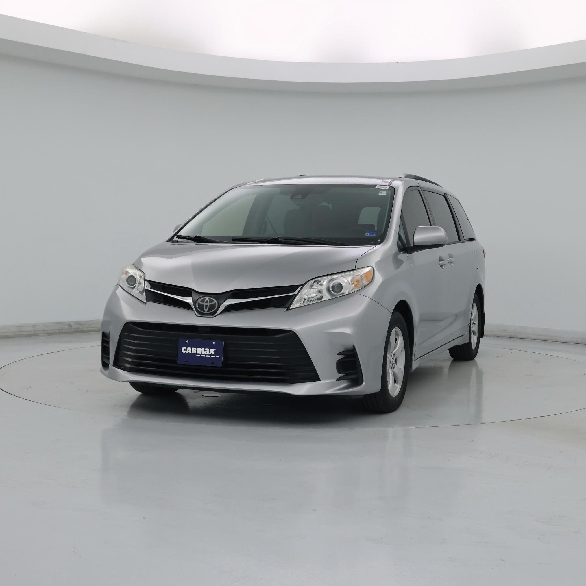 Thumbnail: 2018 Toyota Sienna - 4