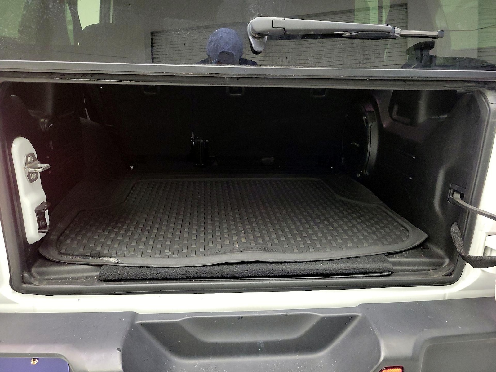 2018 Jeep All-New Wrangler Unlimited Sahara - Photo 22