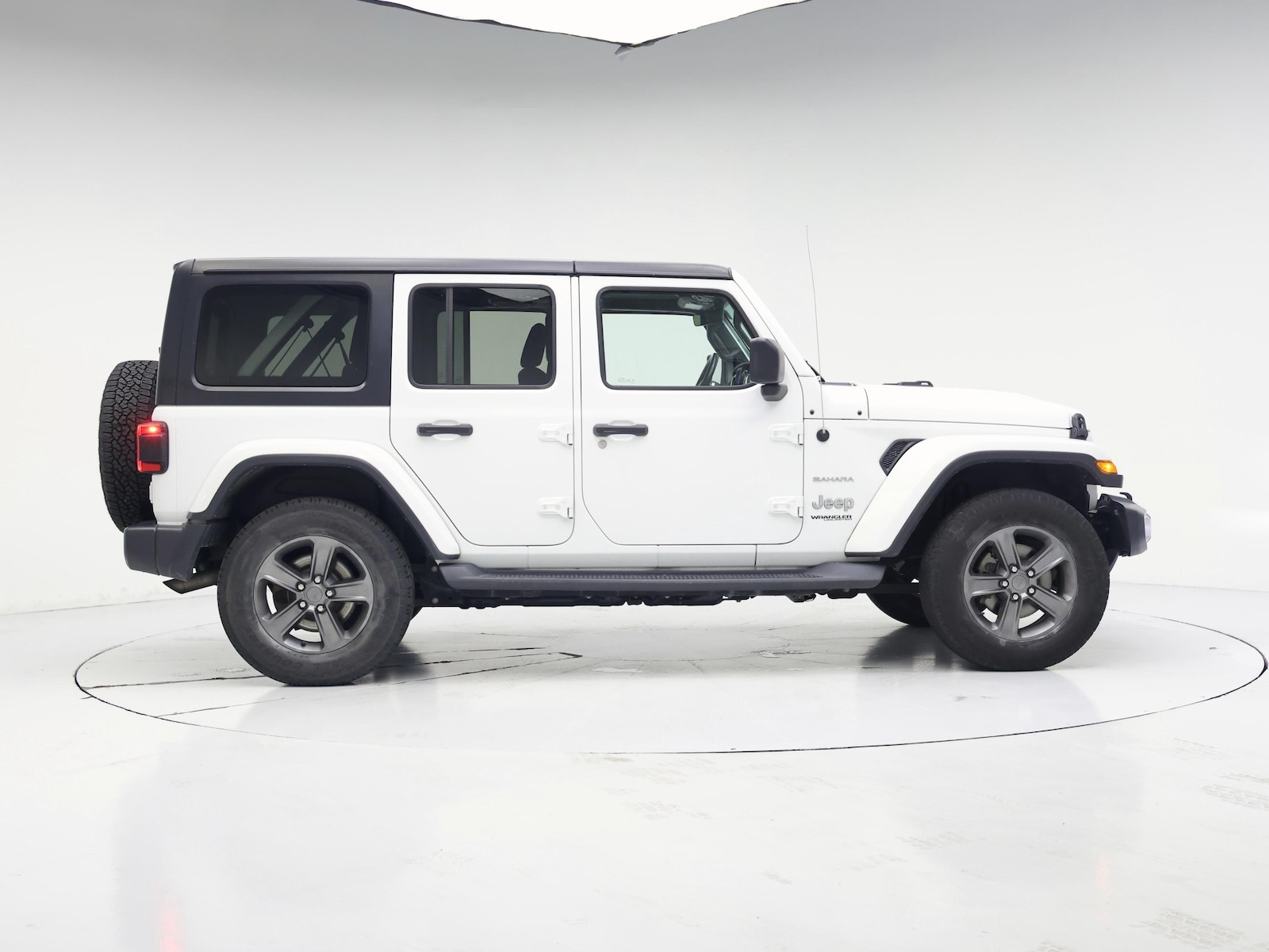 2018 Jeep All-New Wrangler Unlimited Sahara - Photo 8