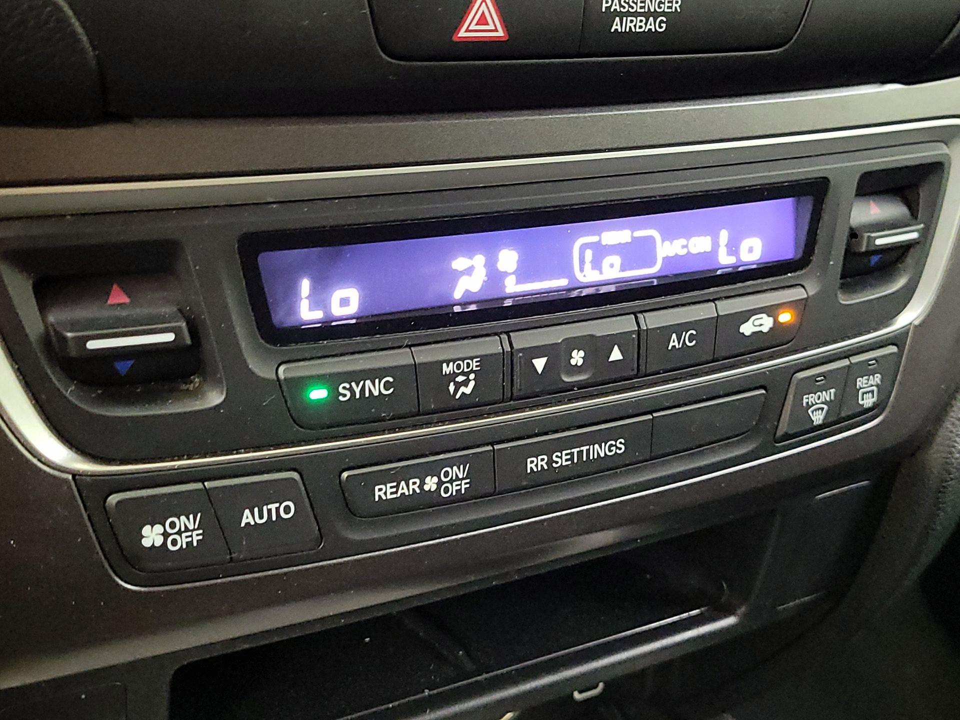 Thumbnail: 2019 Honda Ridgeline - 16