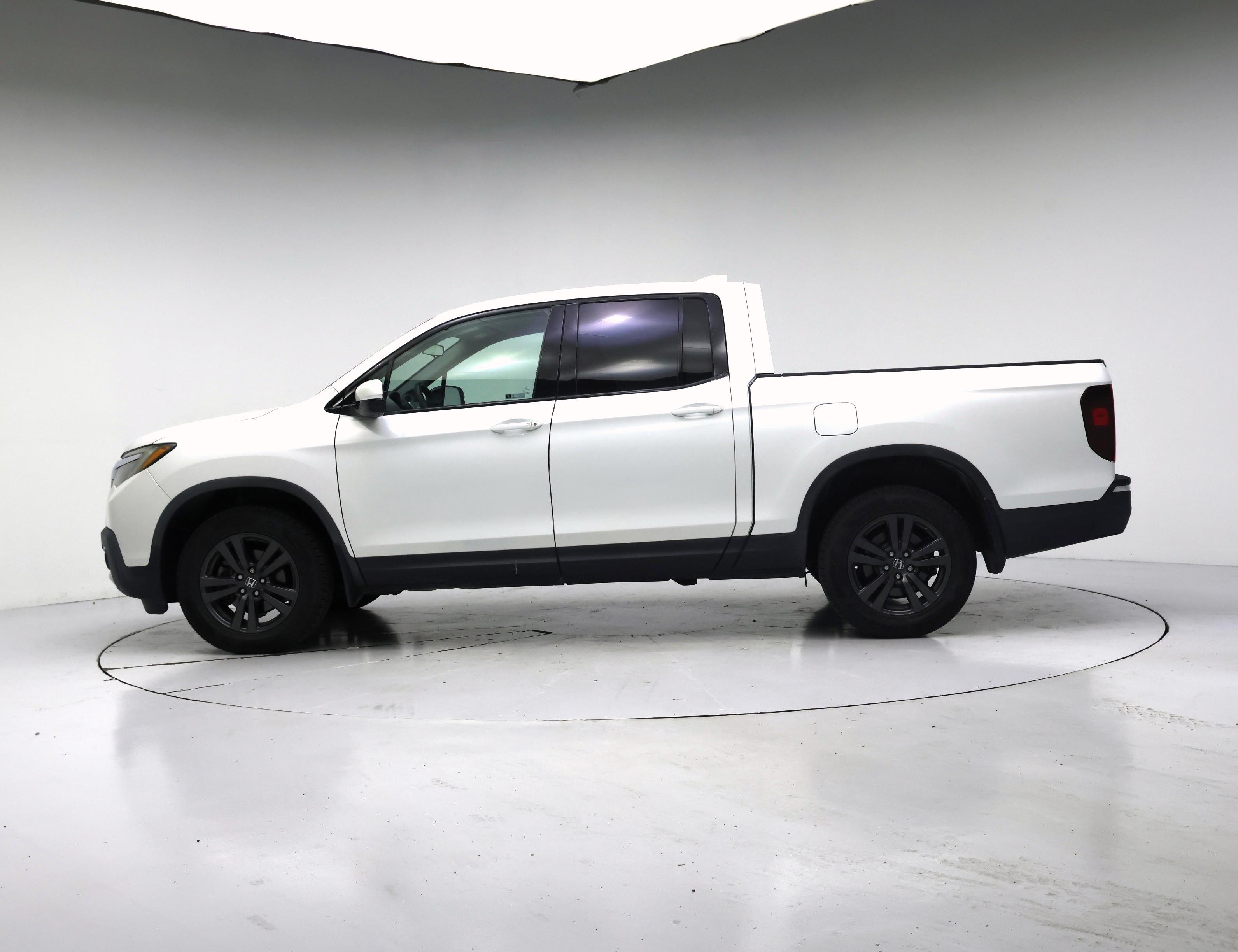 Thumbnail: 2019 Honda Ridgeline - 3