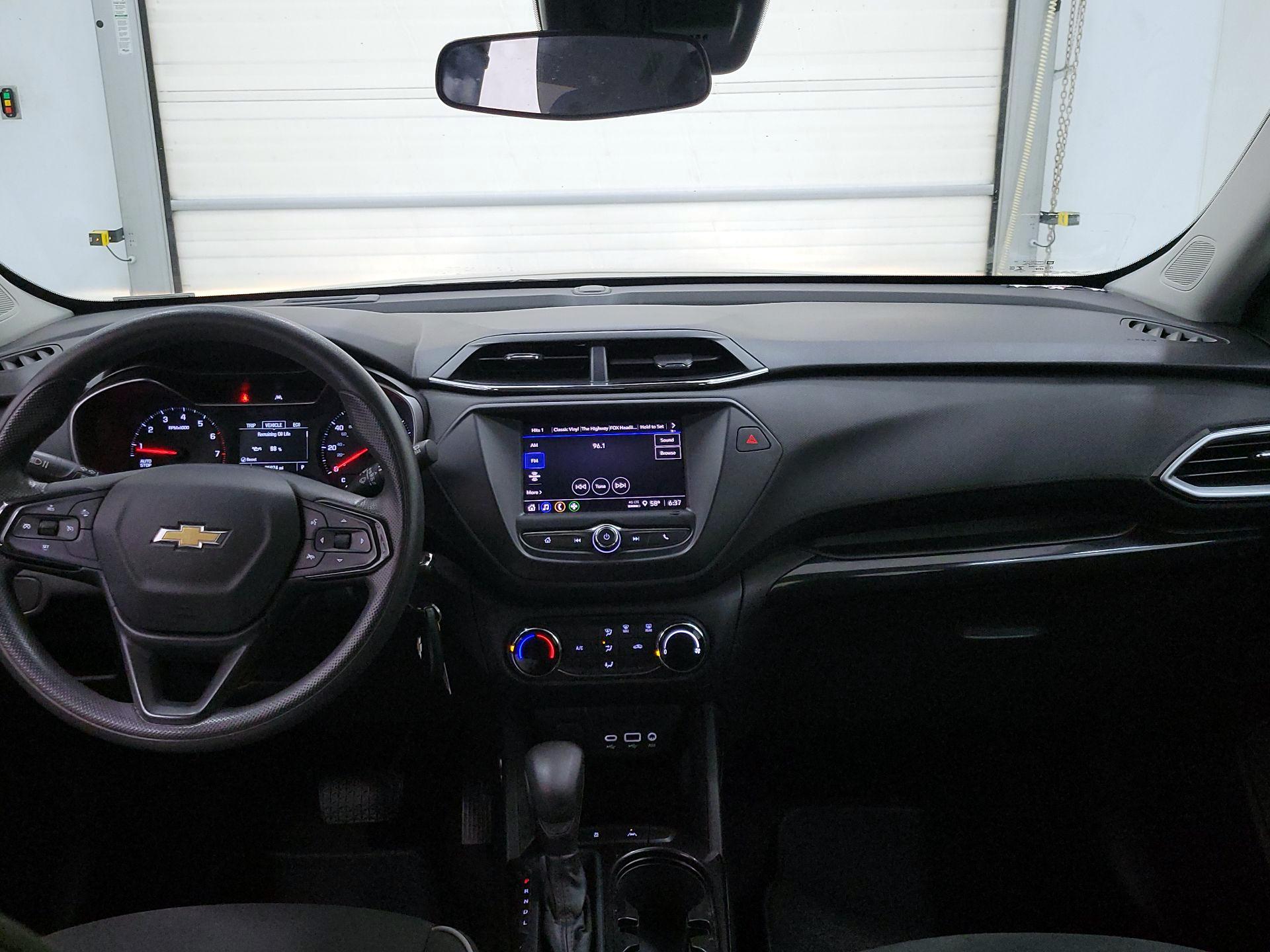Thumbnail: 2022 Chevrolet TrailBlazer - 8