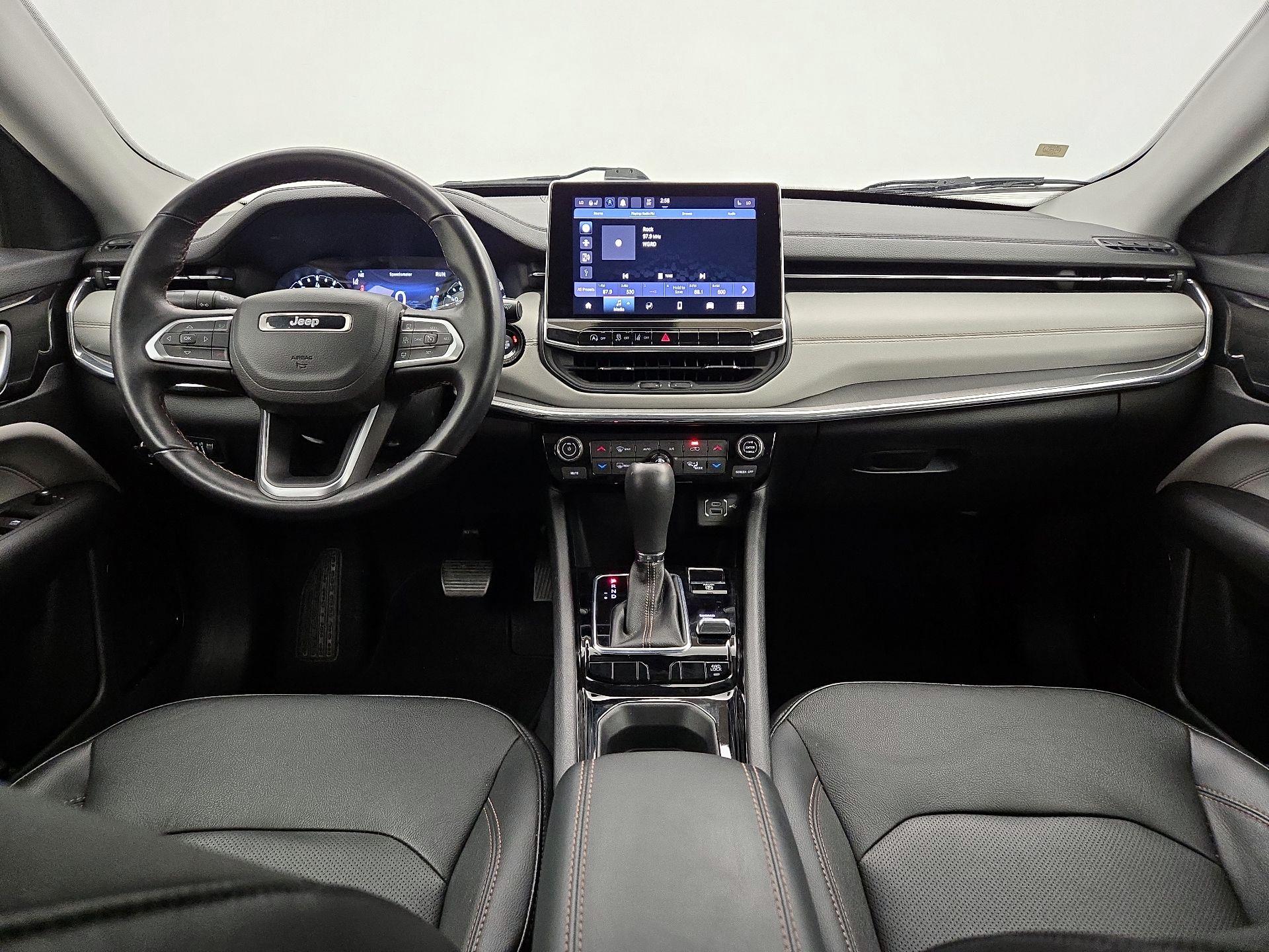Thumbnail: 2022 Jeep Compass - 9