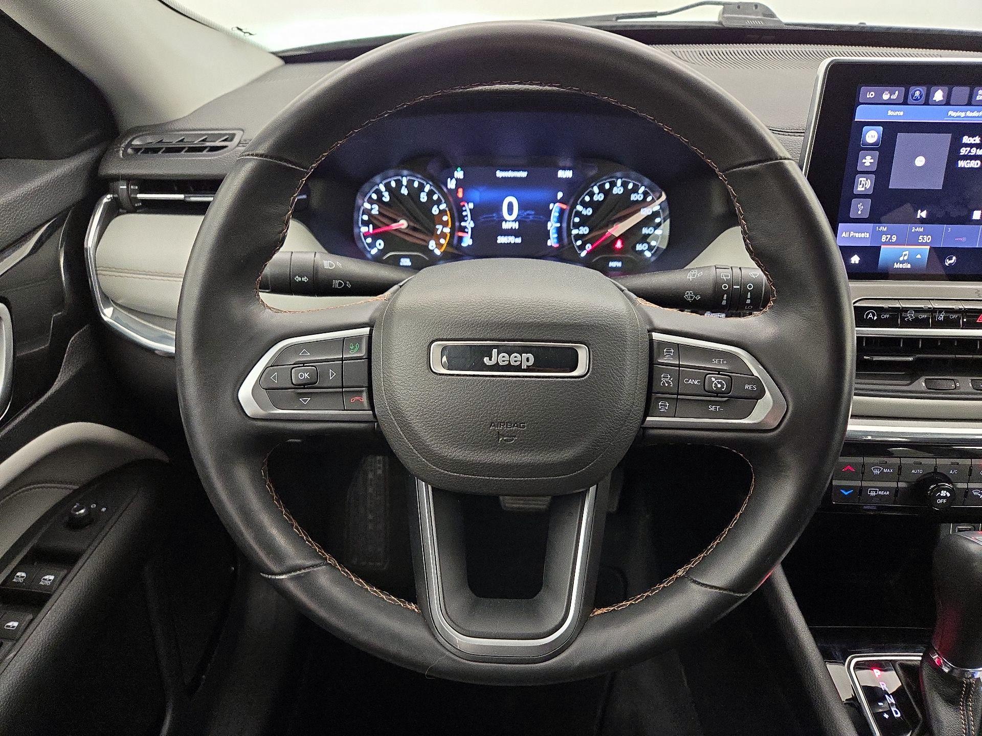 Thumbnail: 2022 Jeep Compass - 10