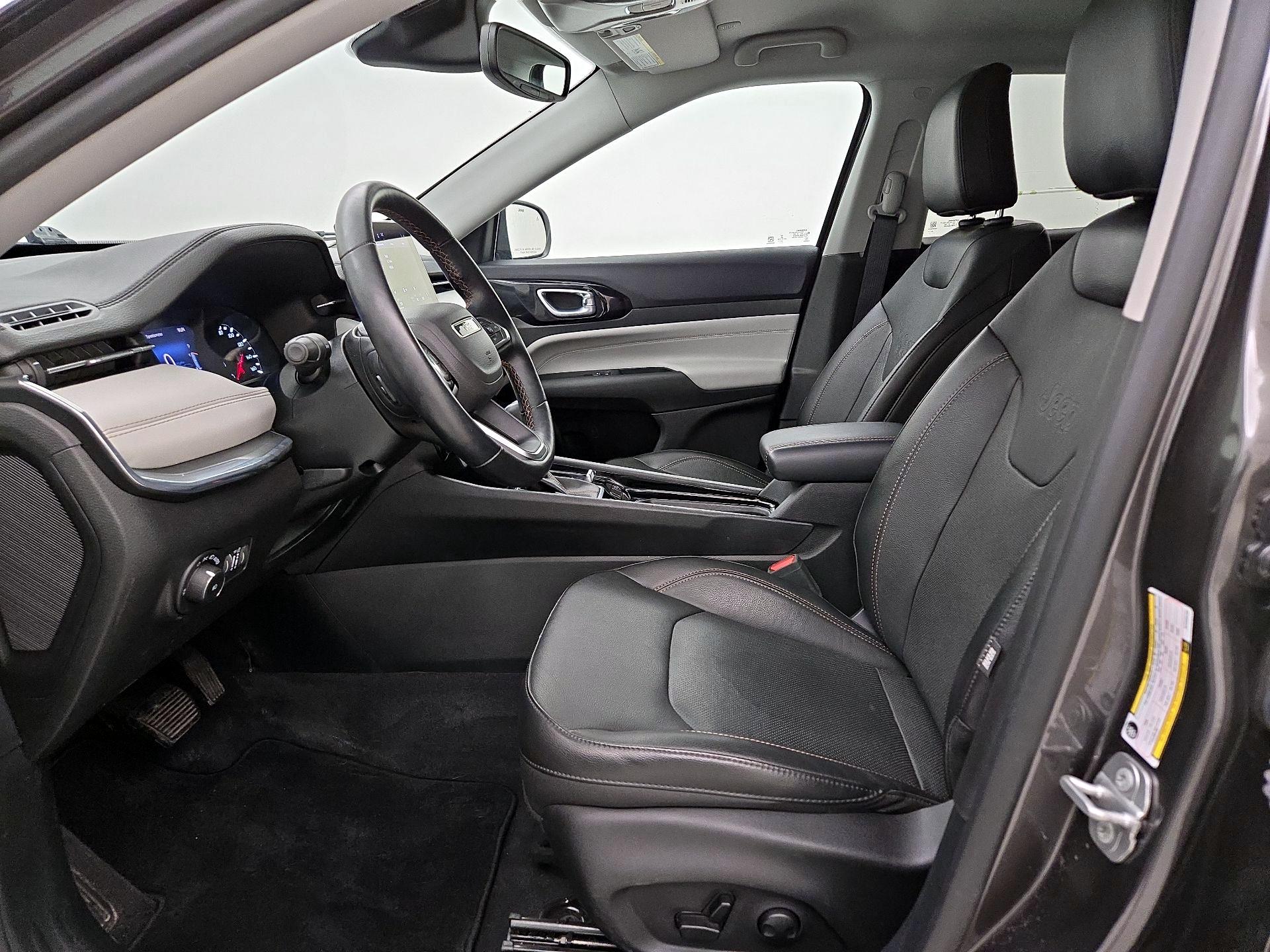 Thumbnail: 2022 Jeep Compass - 11