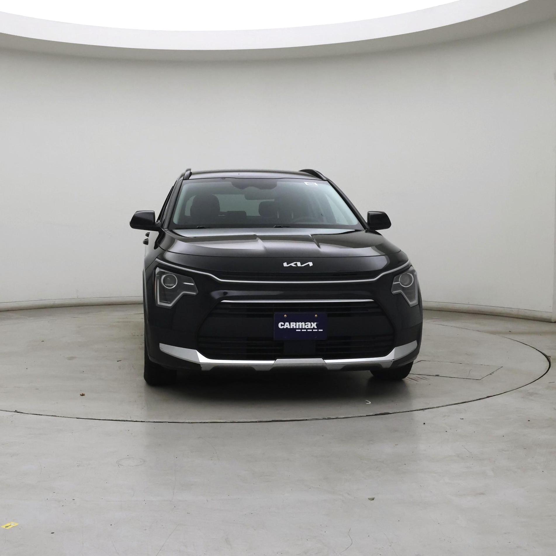 Thumbnail: 2023 Kia Niro - 5