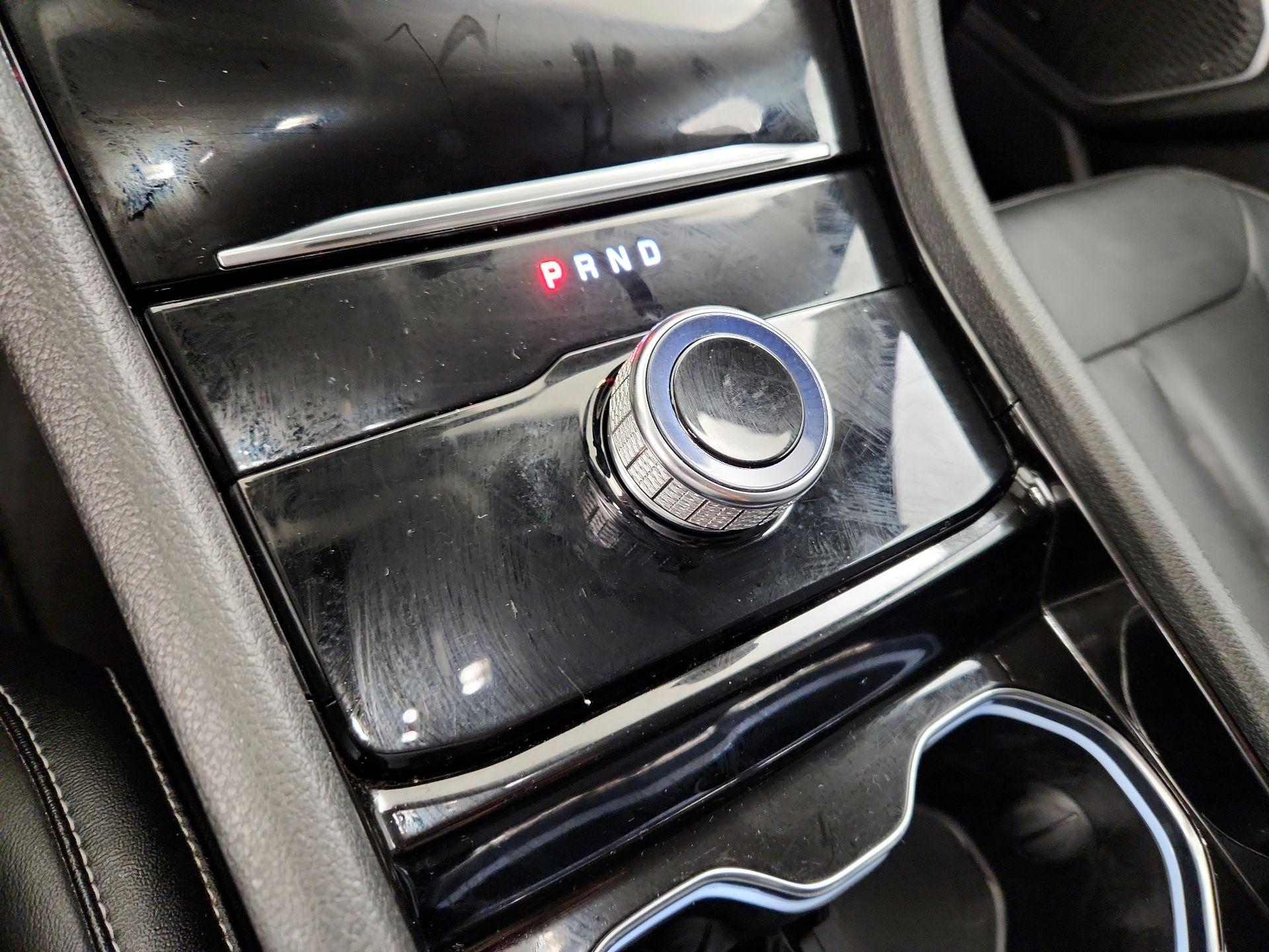 Thumbnail: 2023 Jeep Grand Cherokee - 18