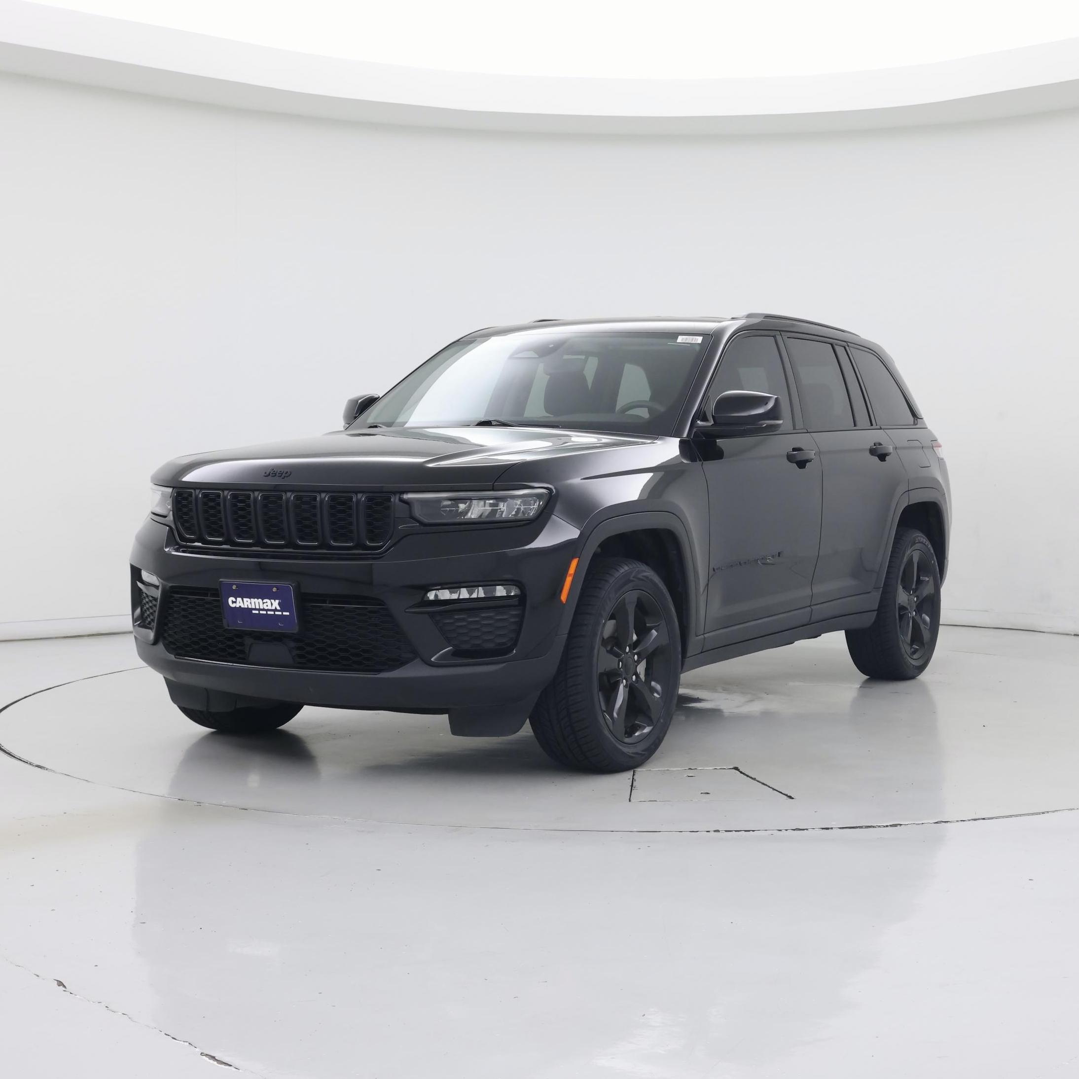 Thumbnail: 2023 Jeep Grand Cherokee - 4