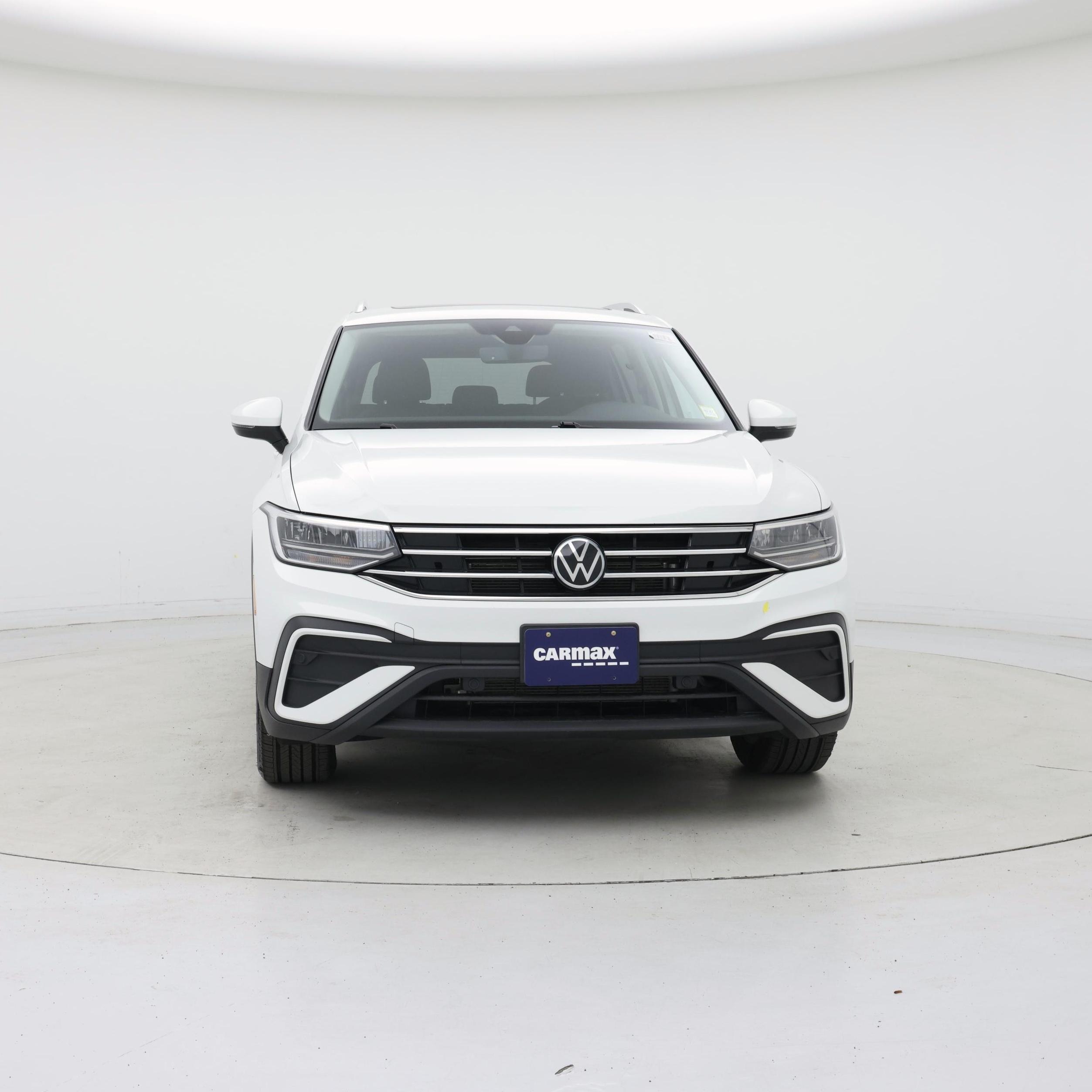 Thumbnail: 2022 Volkswagen Tiguan - 5
