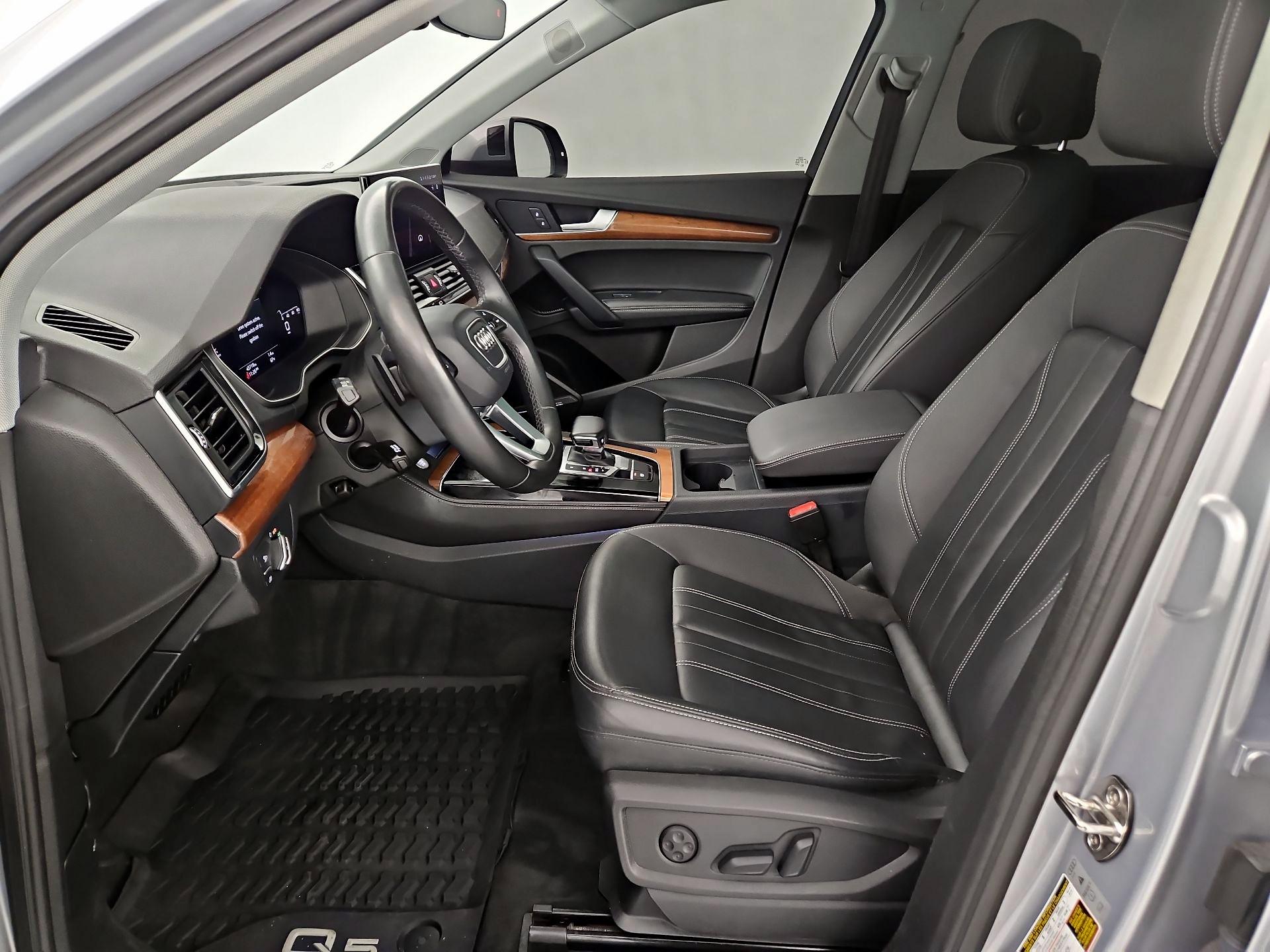 Thumbnail: 2023 Audi Q5 - 11