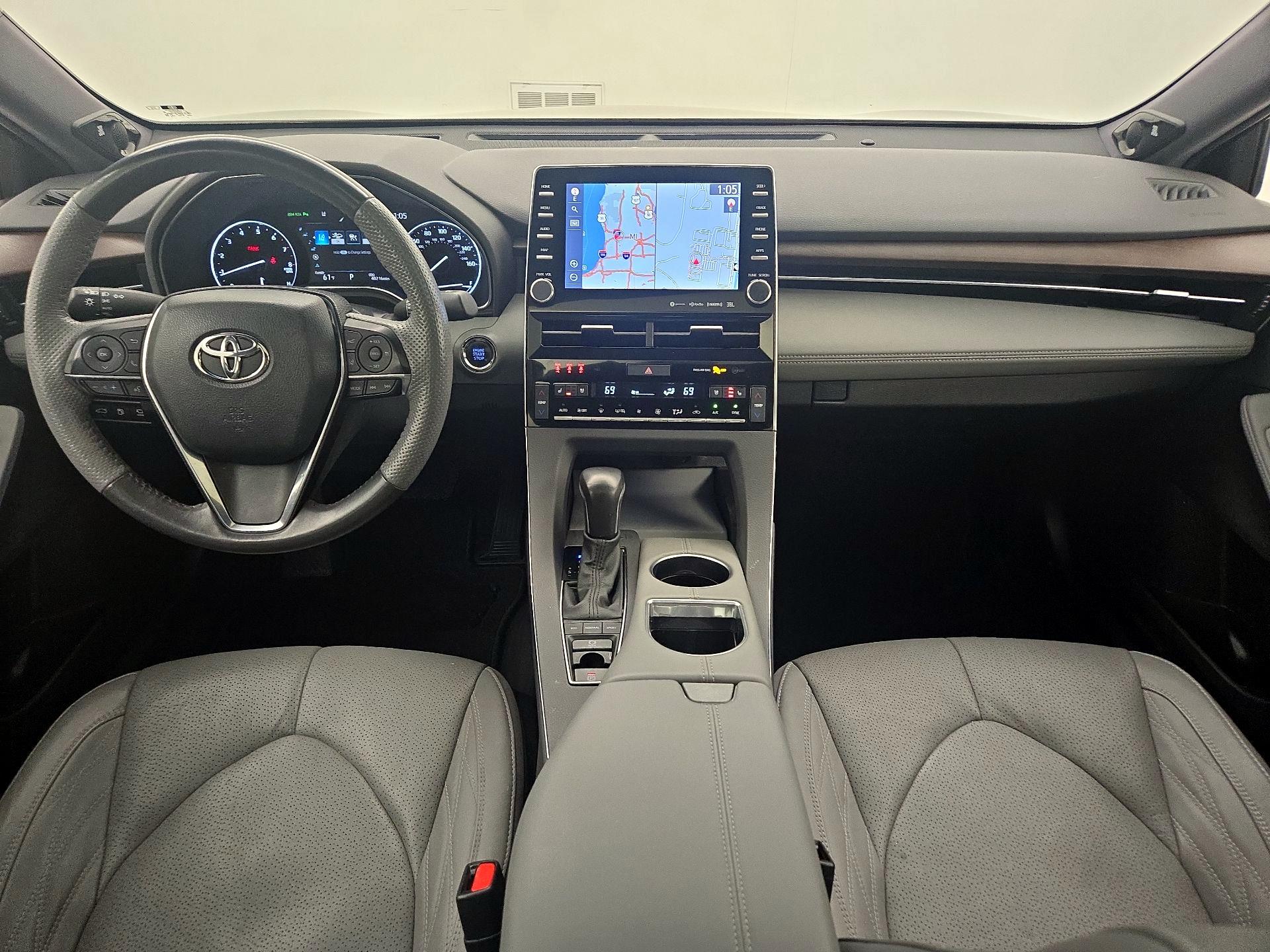 Thumbnail: 2022 Toyota Avalon - 9