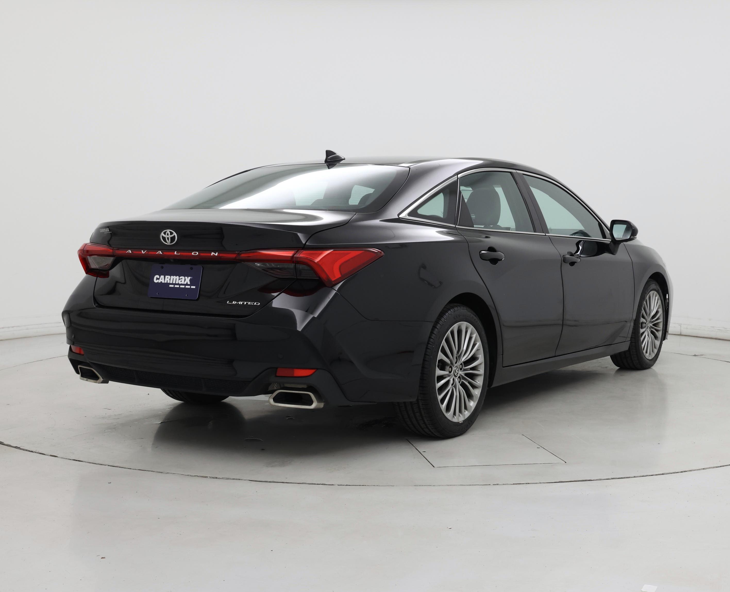 Thumbnail: 2022 Toyota Avalon - 8
