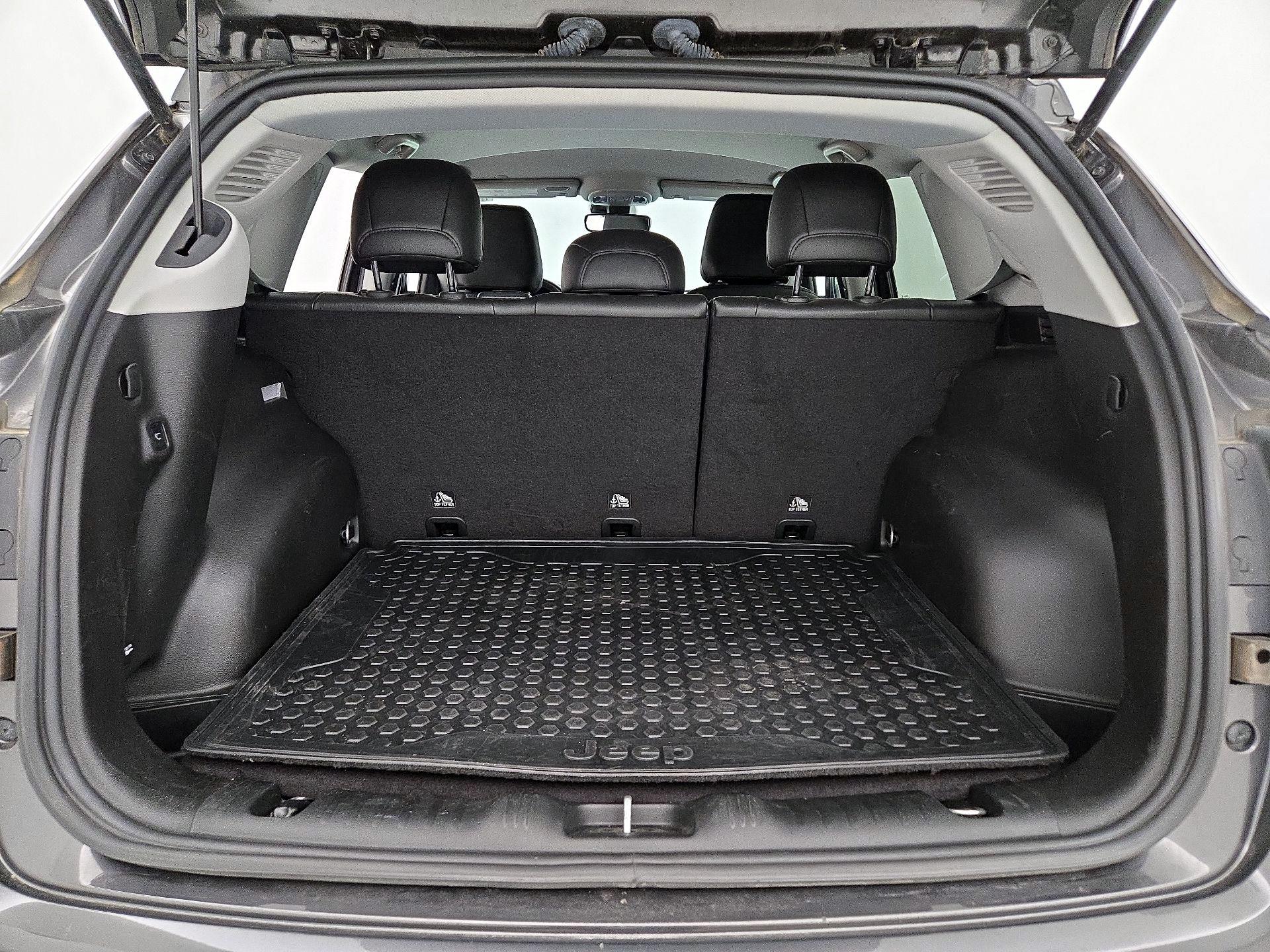 Thumbnail: 2022 Jeep Compass - 20