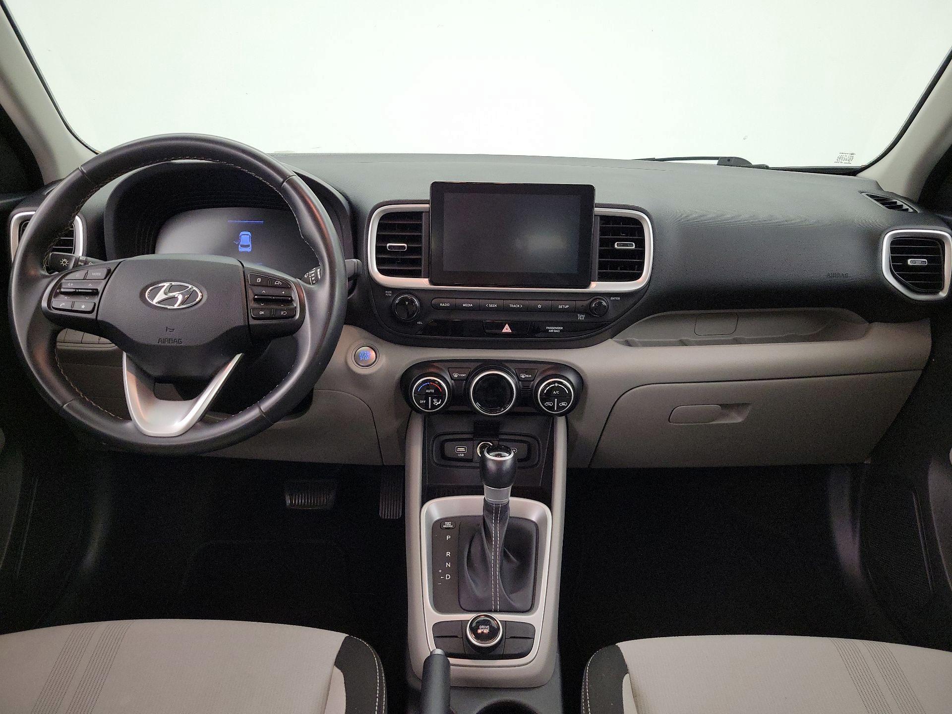 Thumbnail: 2024 Hyundai Venue - 9