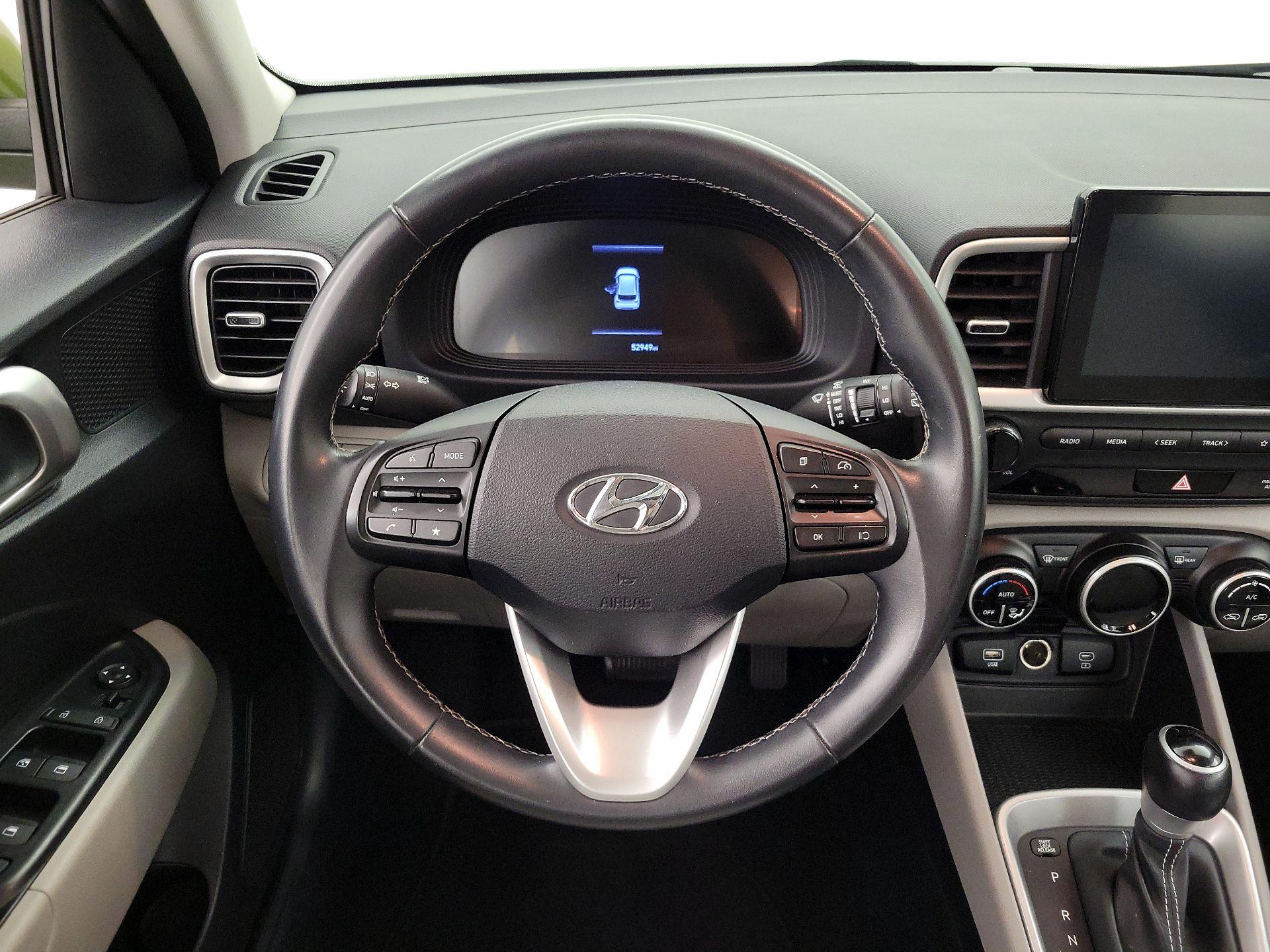 Thumbnail: 2024 Hyundai Venue - 10