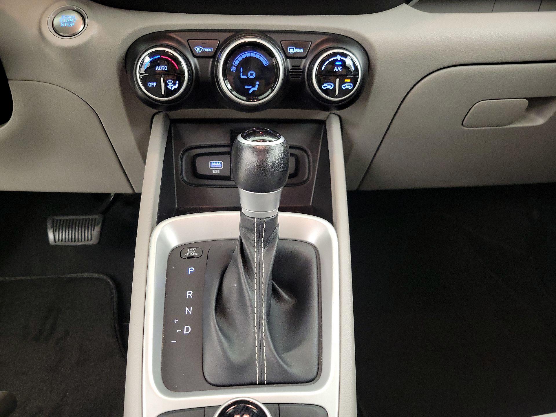 Thumbnail: 2024 Hyundai Venue - 17