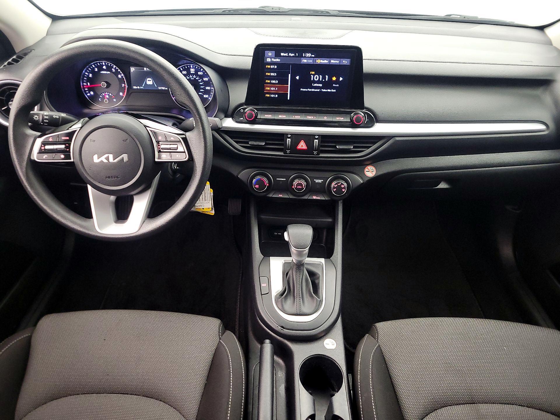 Thumbnail: 2024 Kia Forte - 9