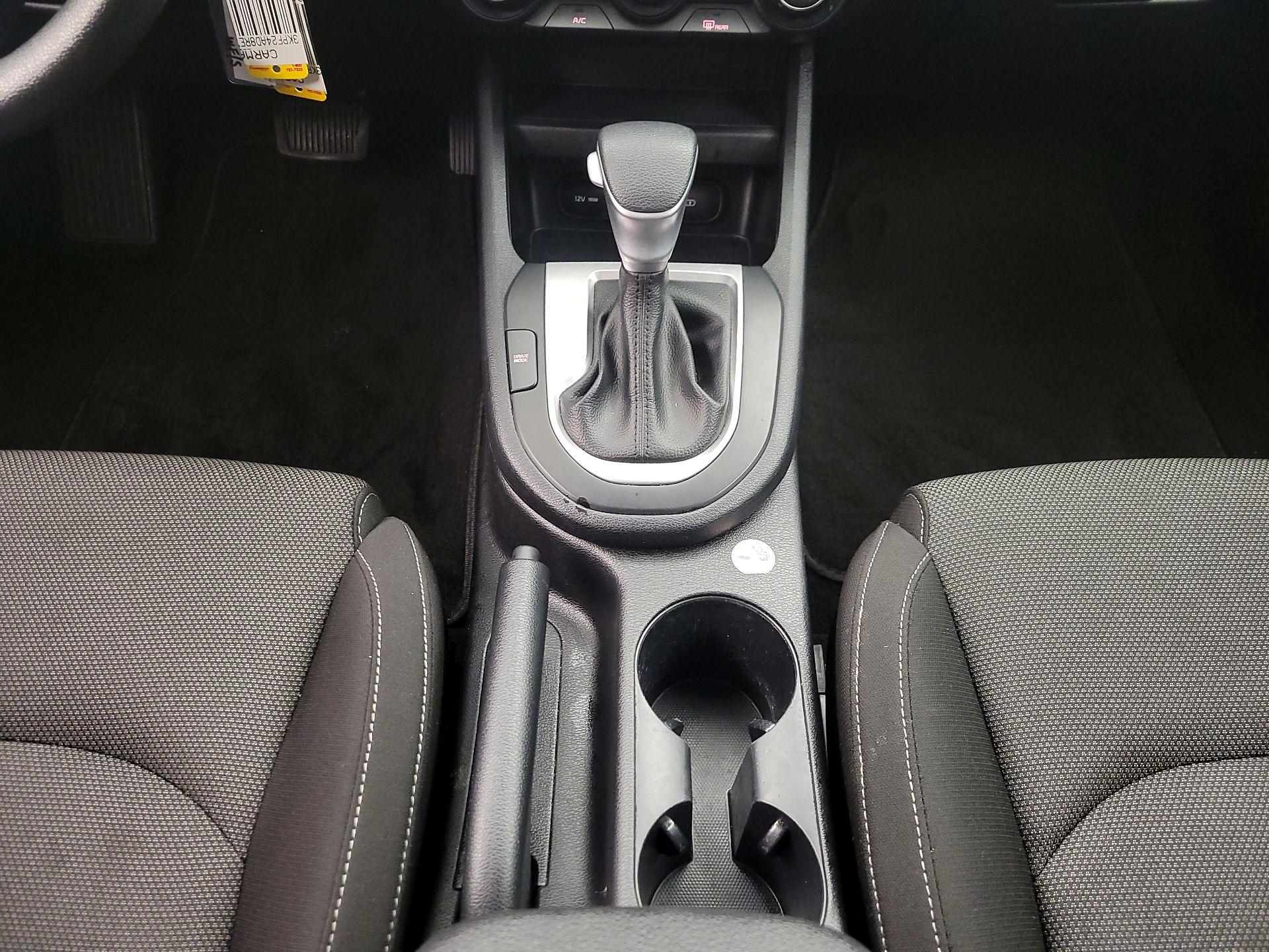 Thumbnail: 2024 Kia Forte - 17