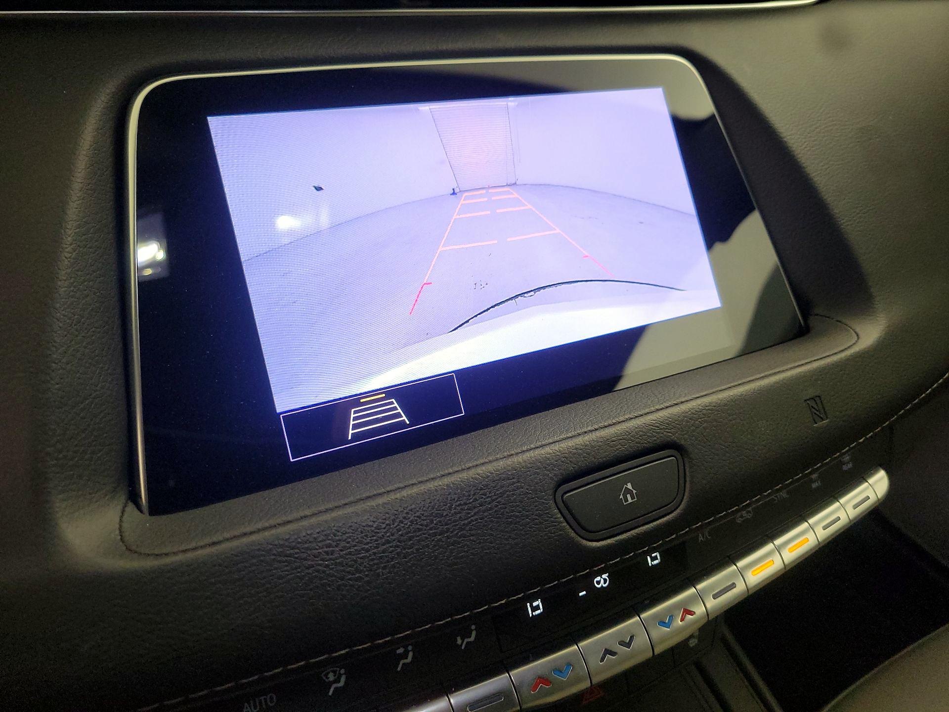 Thumbnail: 2020 Cadillac XT4 - 14